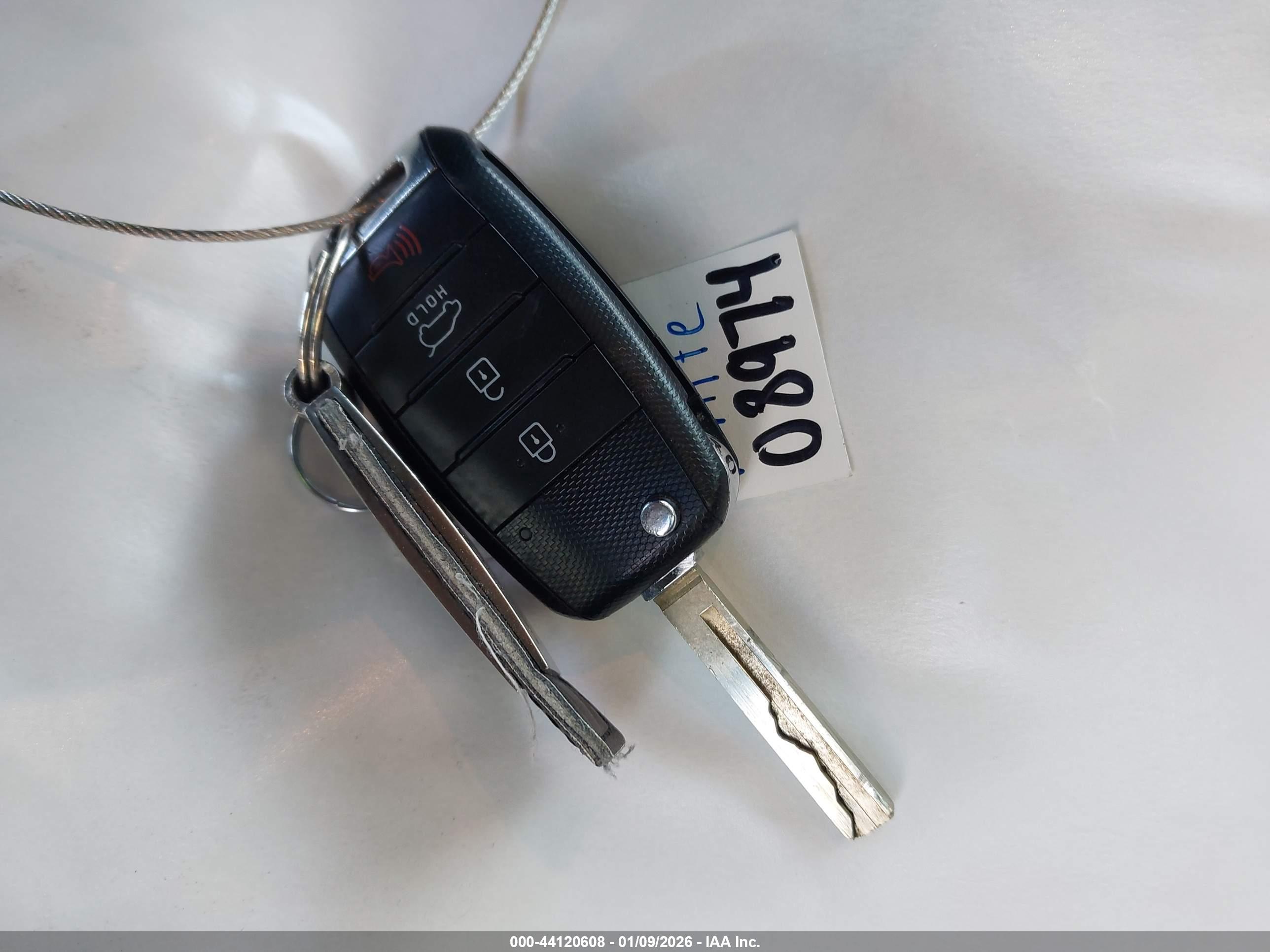 KIA SORENTO image 11