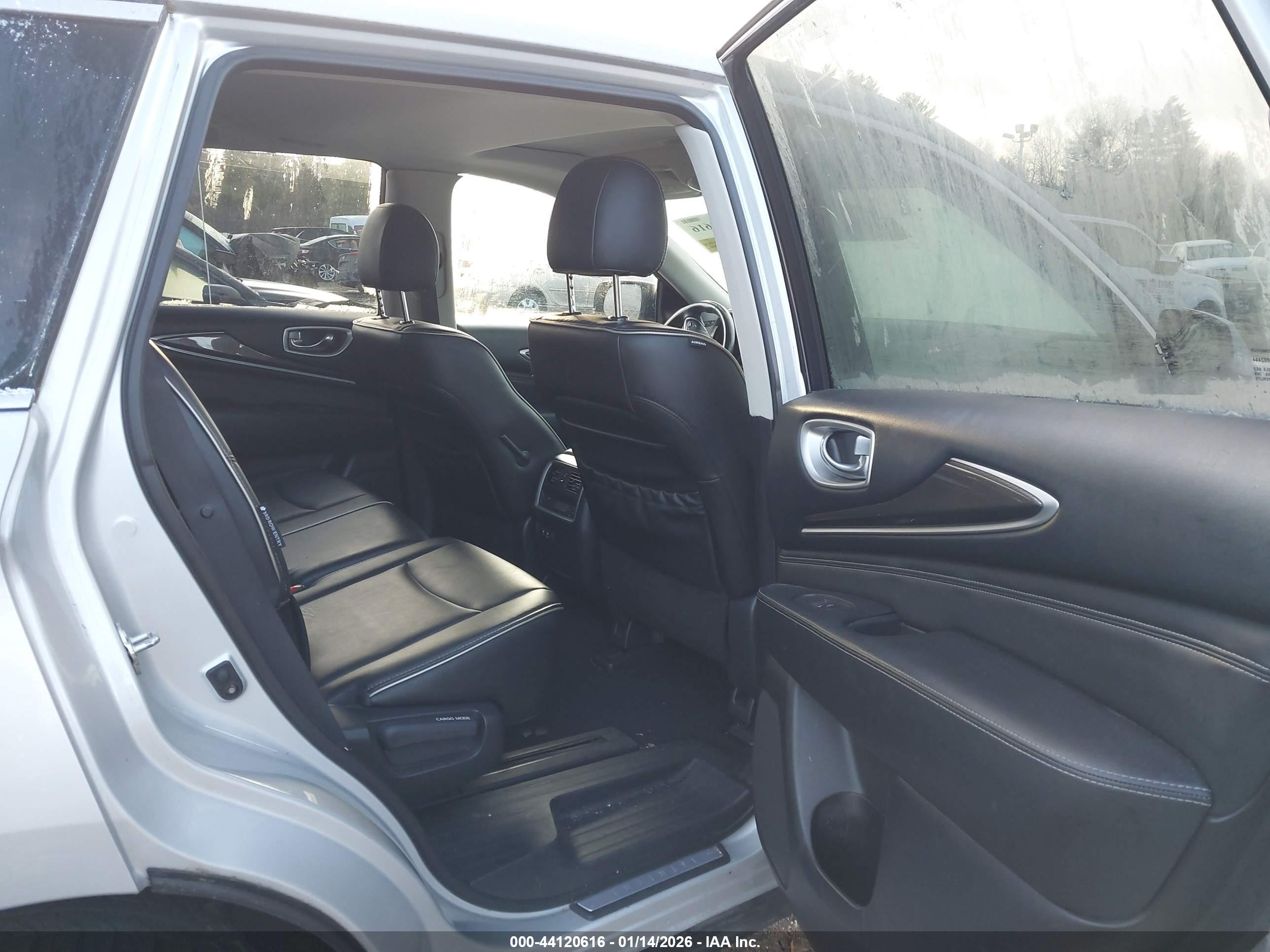 INFINITI QX60 image 8
