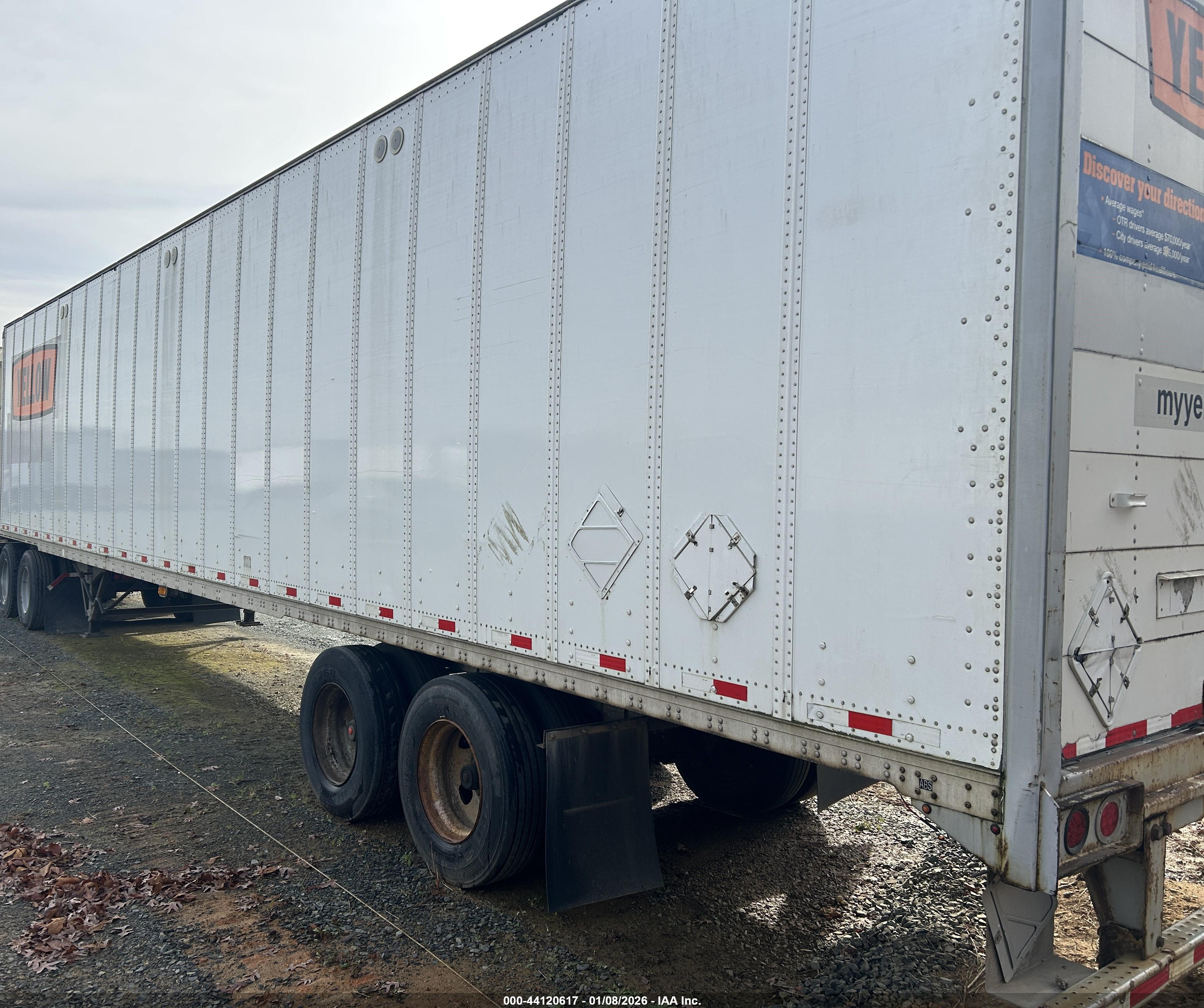STOUGHTON TRAILERS image 3