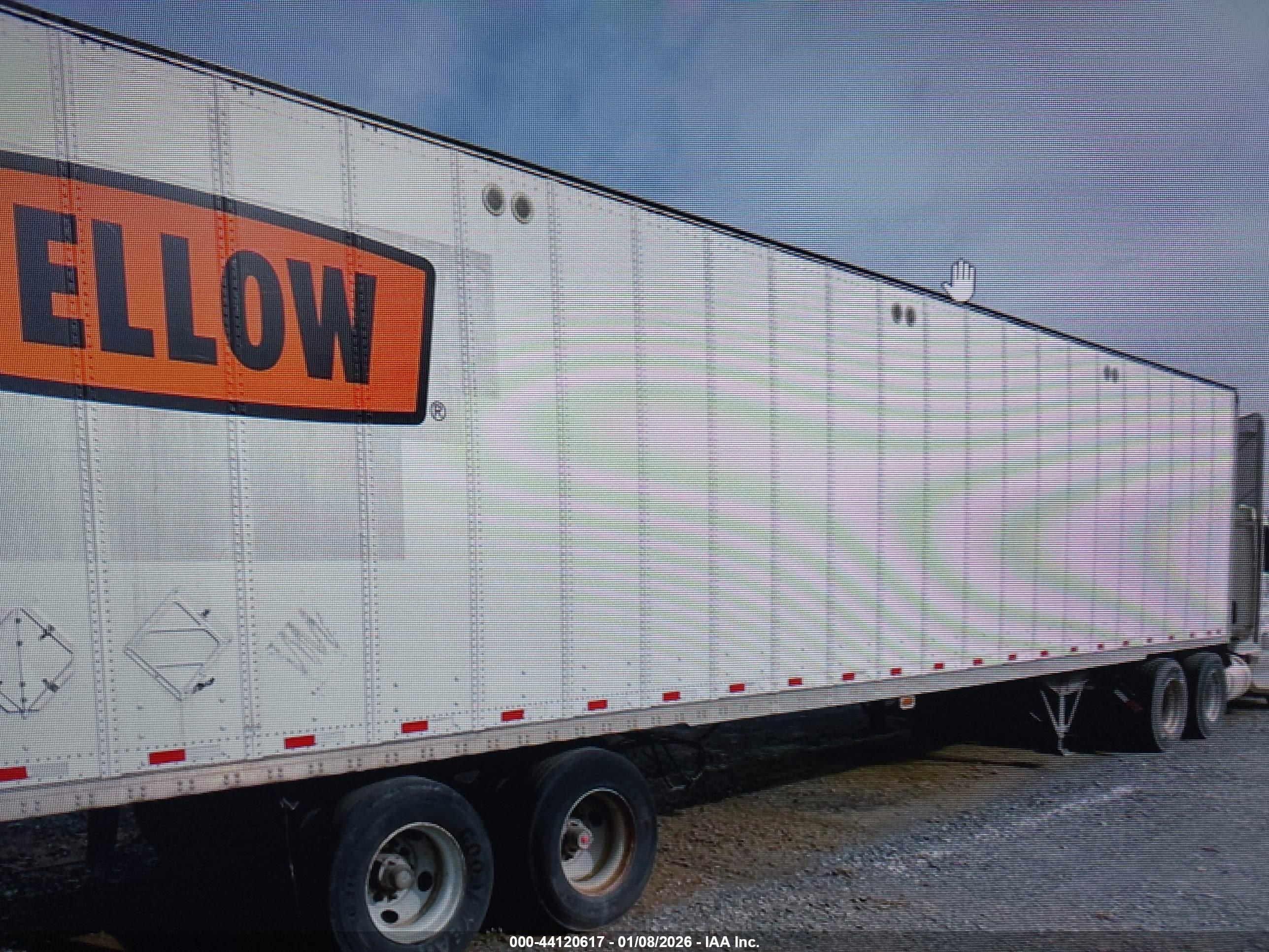 STOUGHTON TRAILERS image 7