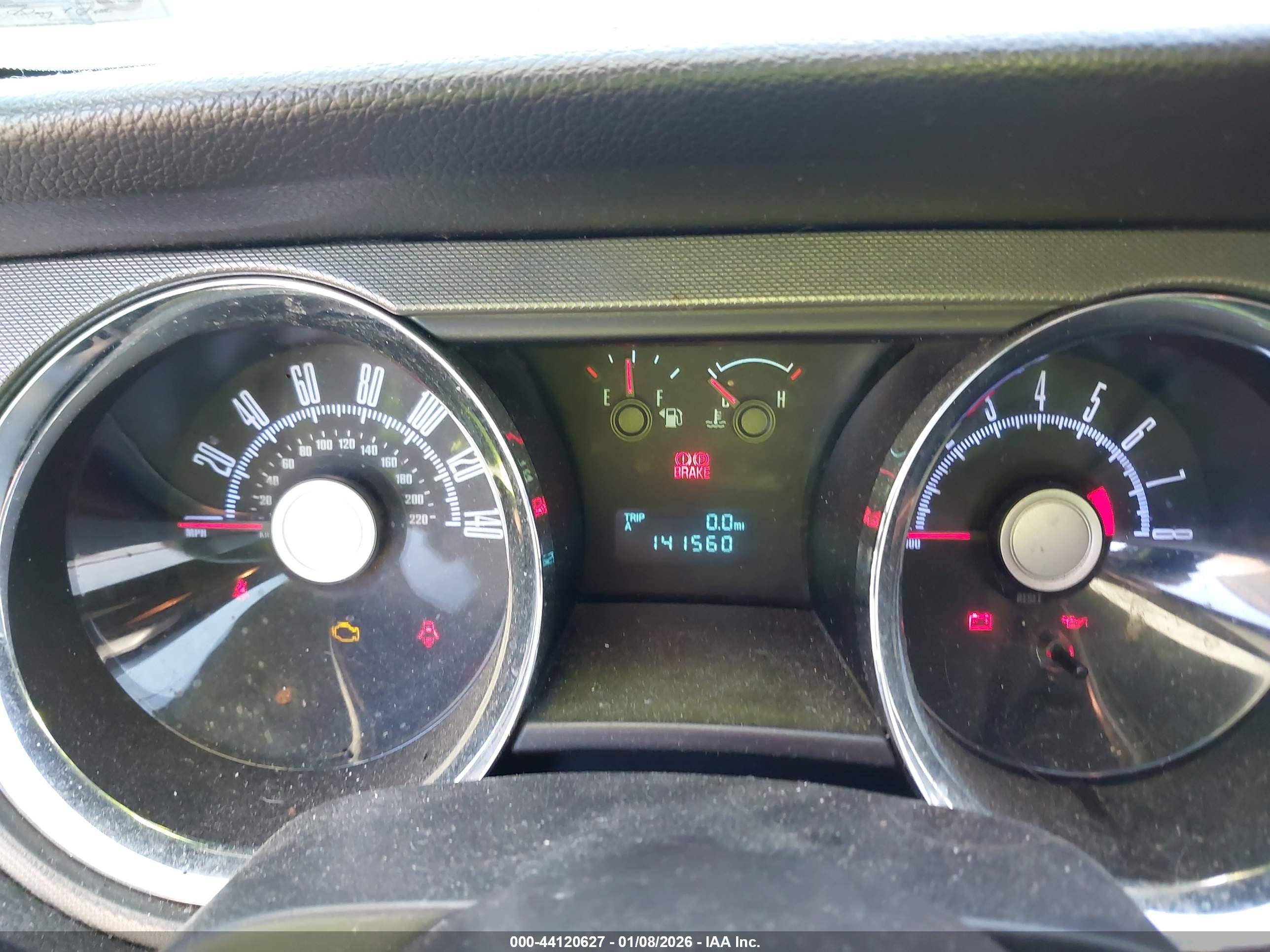 FORD MUSTANG image 7