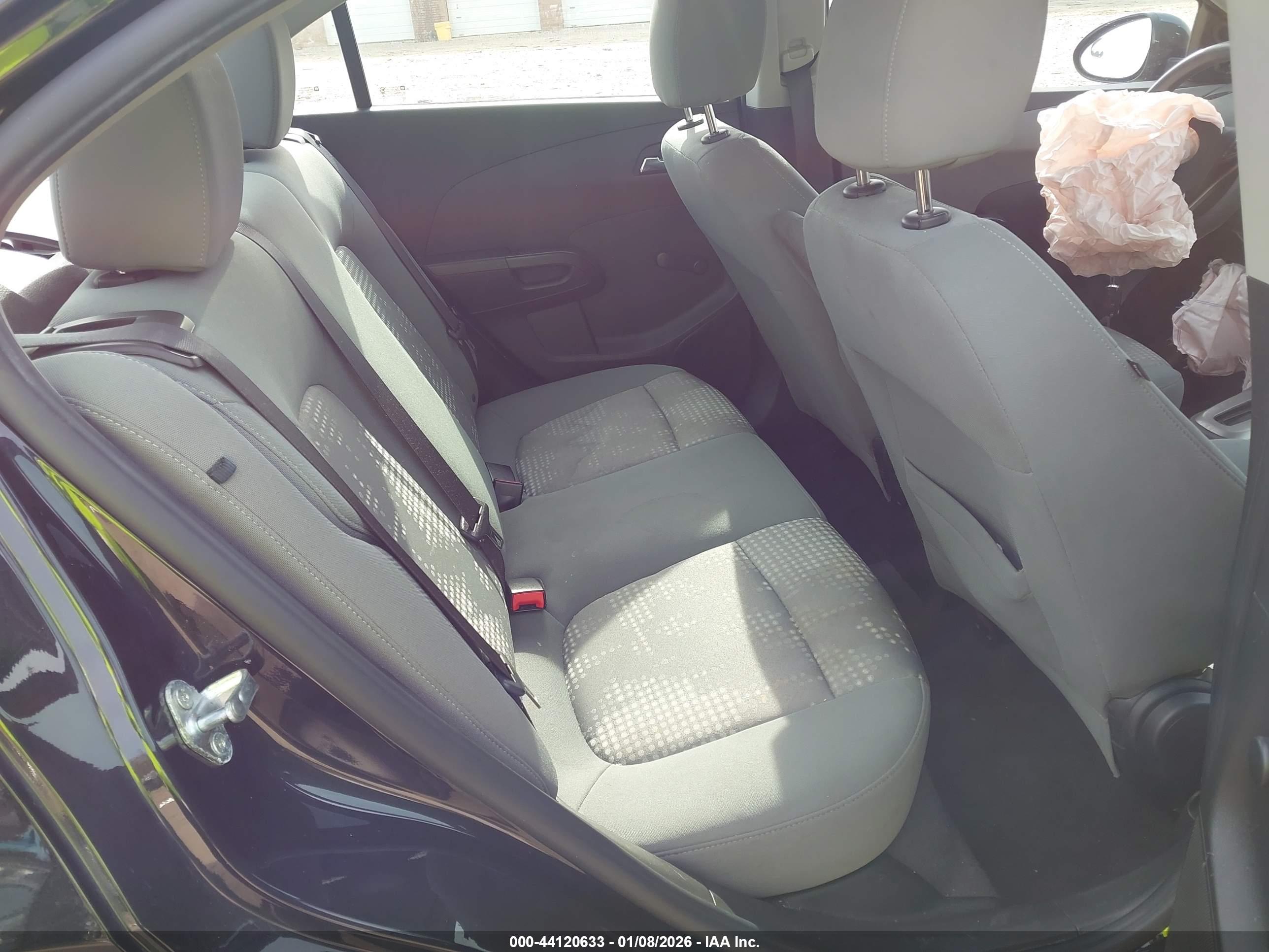 CHEVROLET SONIC image 8