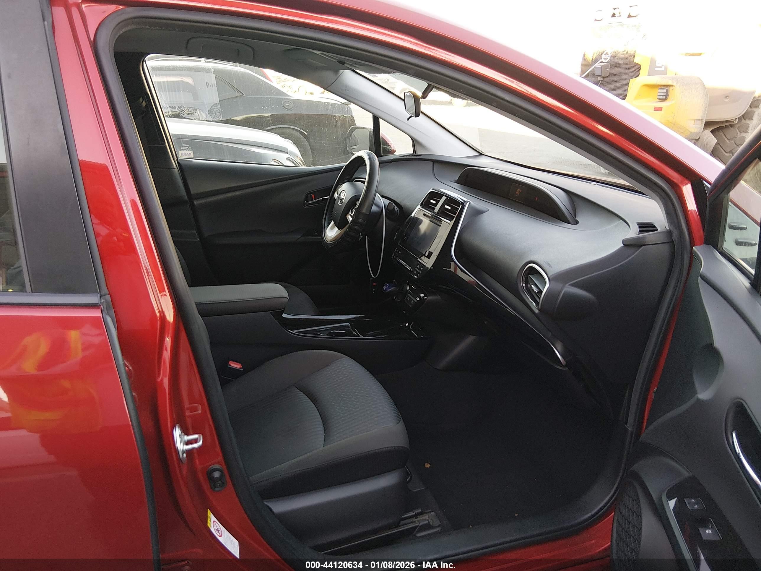 TOYOTA PRIUS image 5
