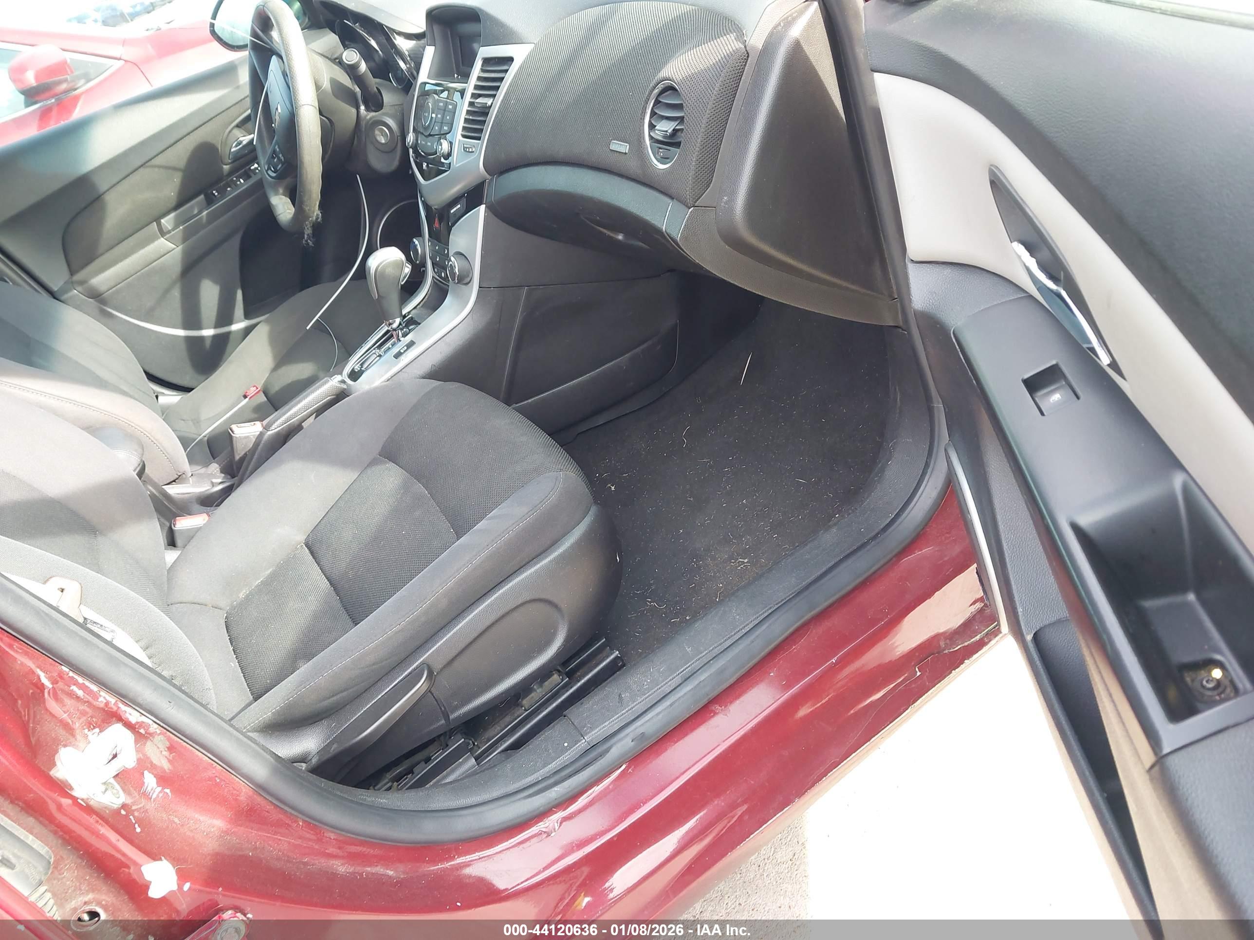 CHEVROLET CRUZE image 5