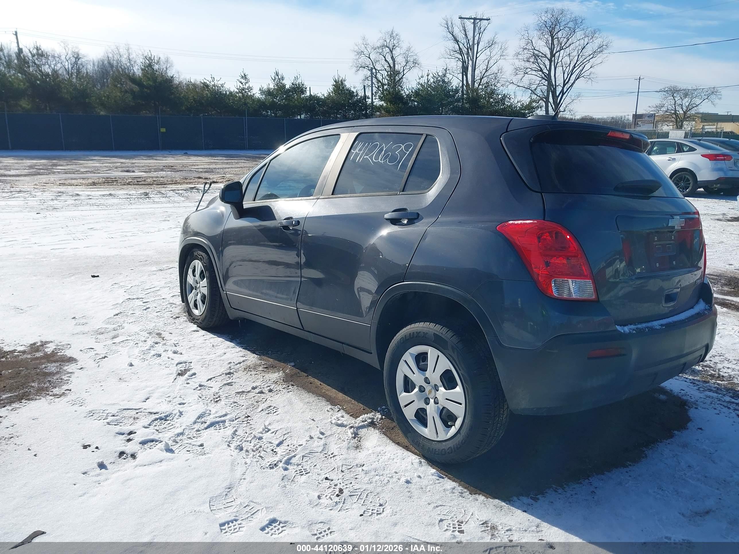 CHEVROLET TRAX image 3