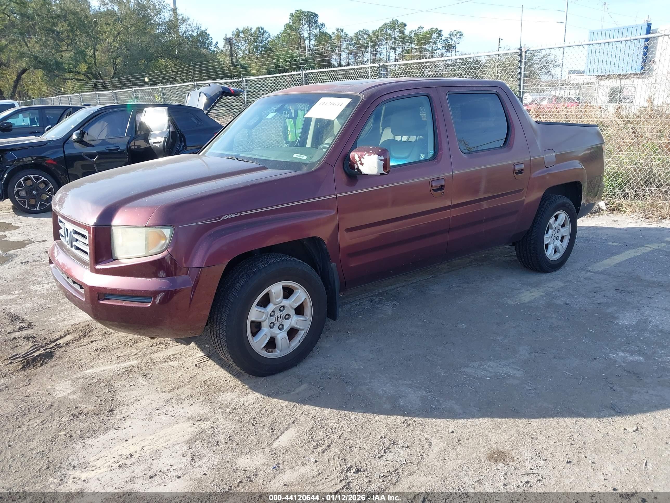 HONDA RIDGELINE image 2