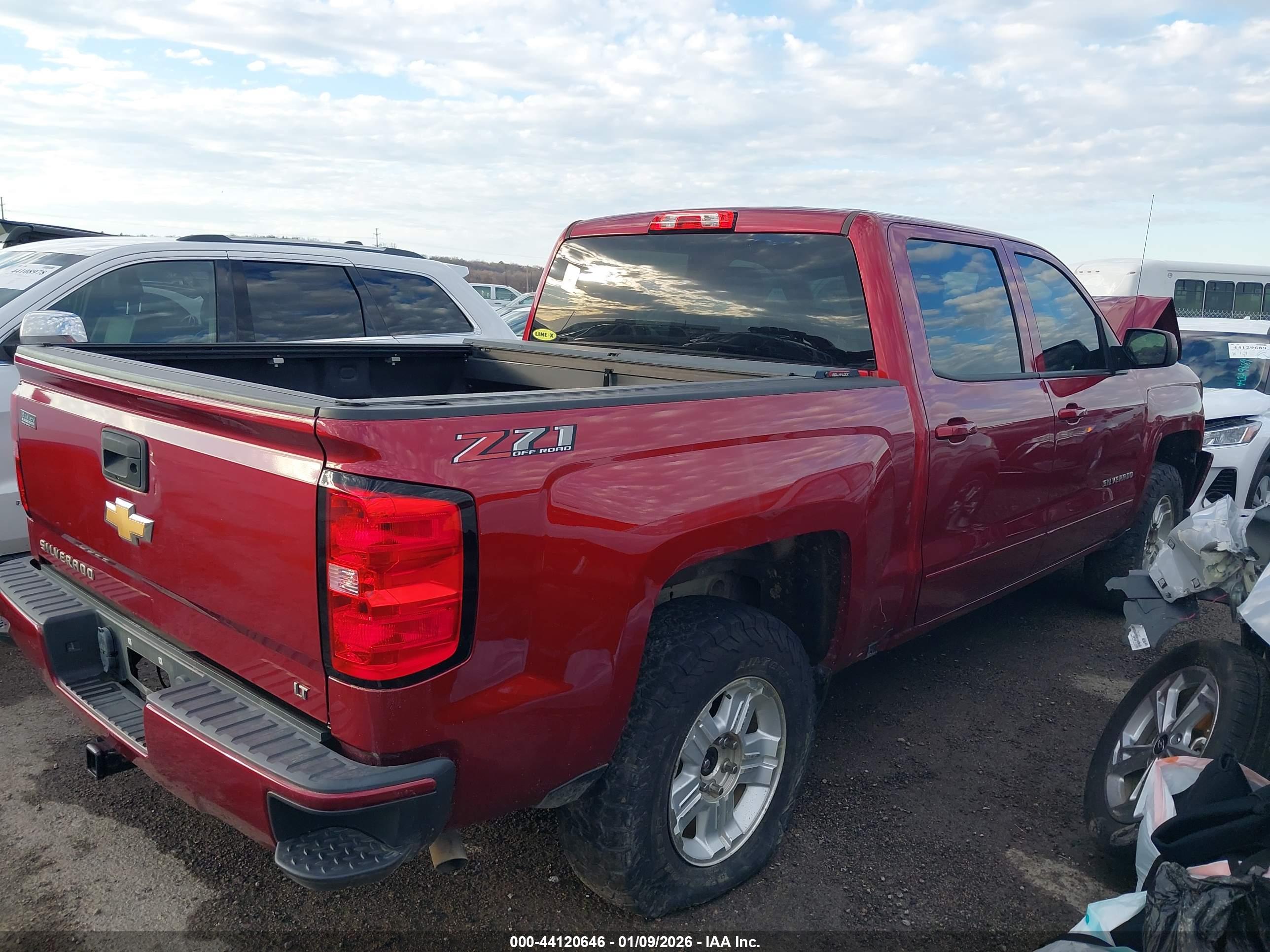 CHEVROLET SILVERADO image 4