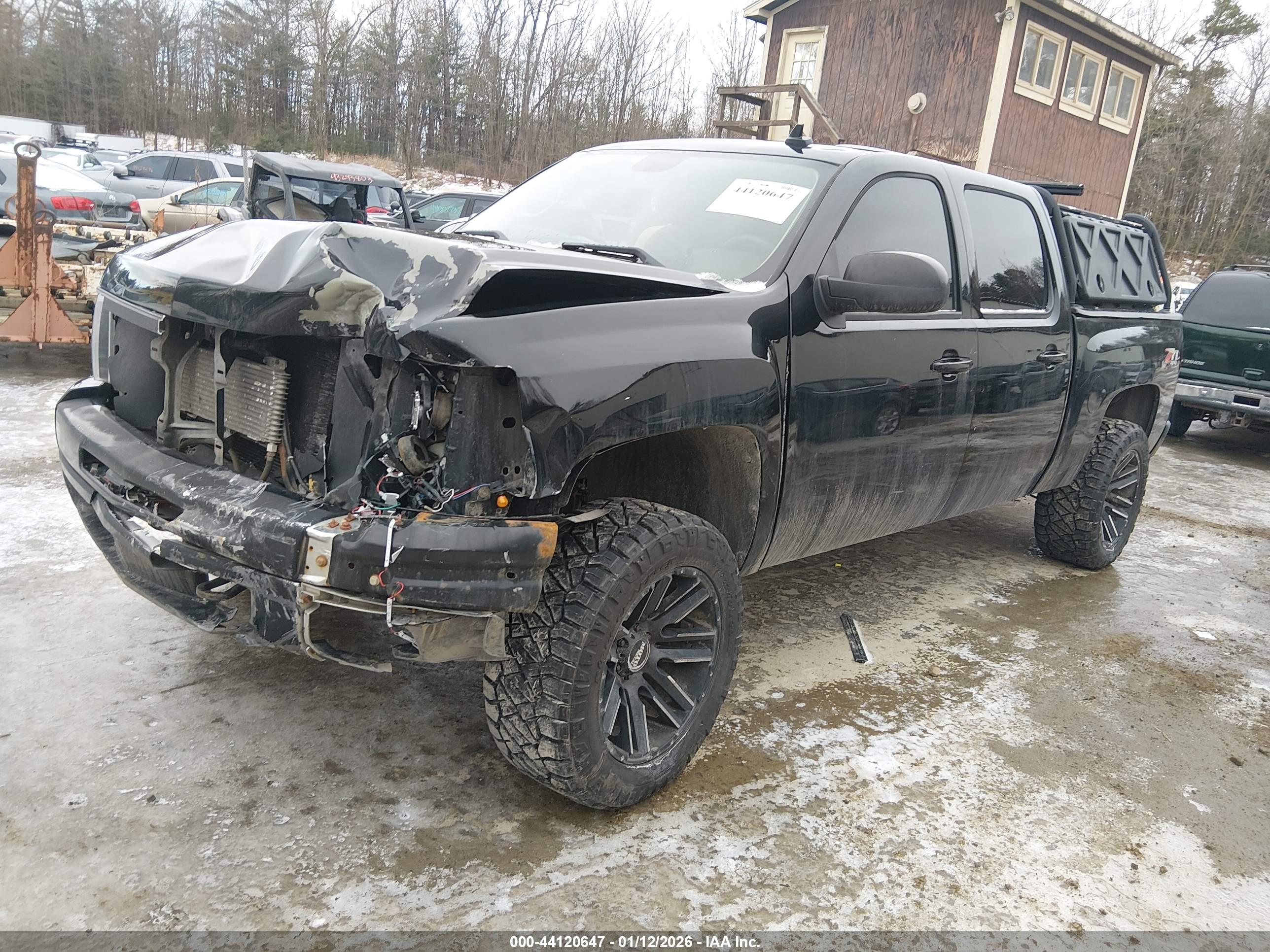 CHEVROLET SILVERADO image 2