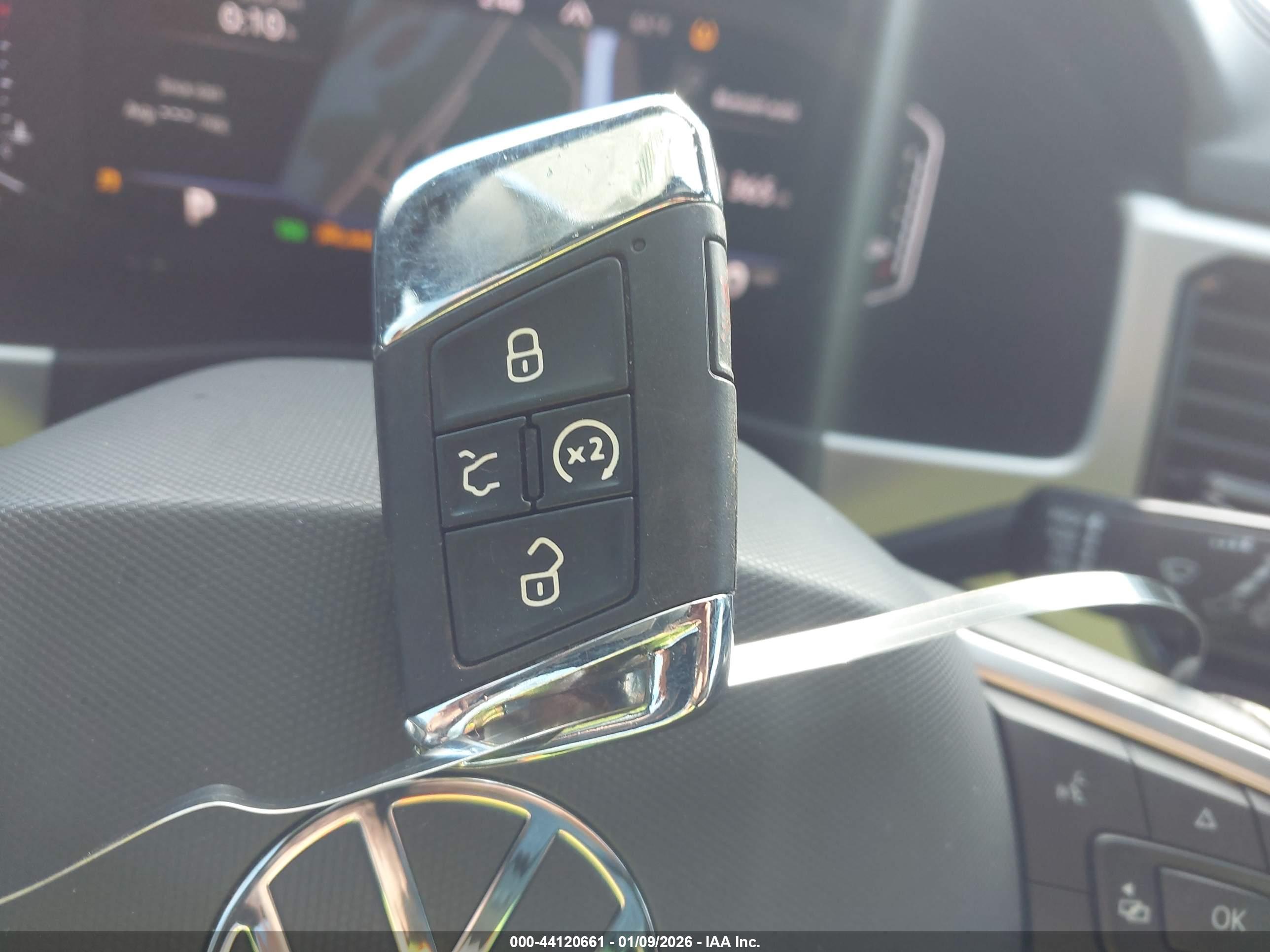 VOLKSWAGEN ATLAS image 11