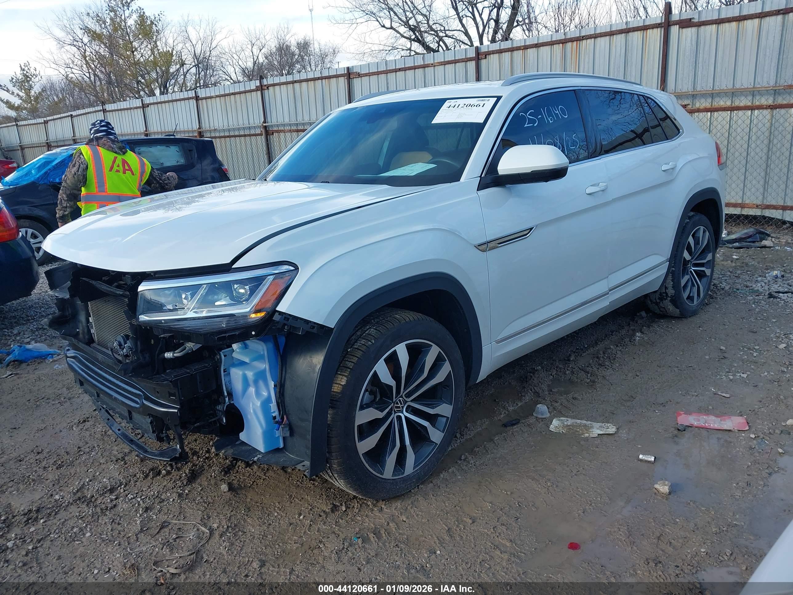 VOLKSWAGEN ATLAS image 2