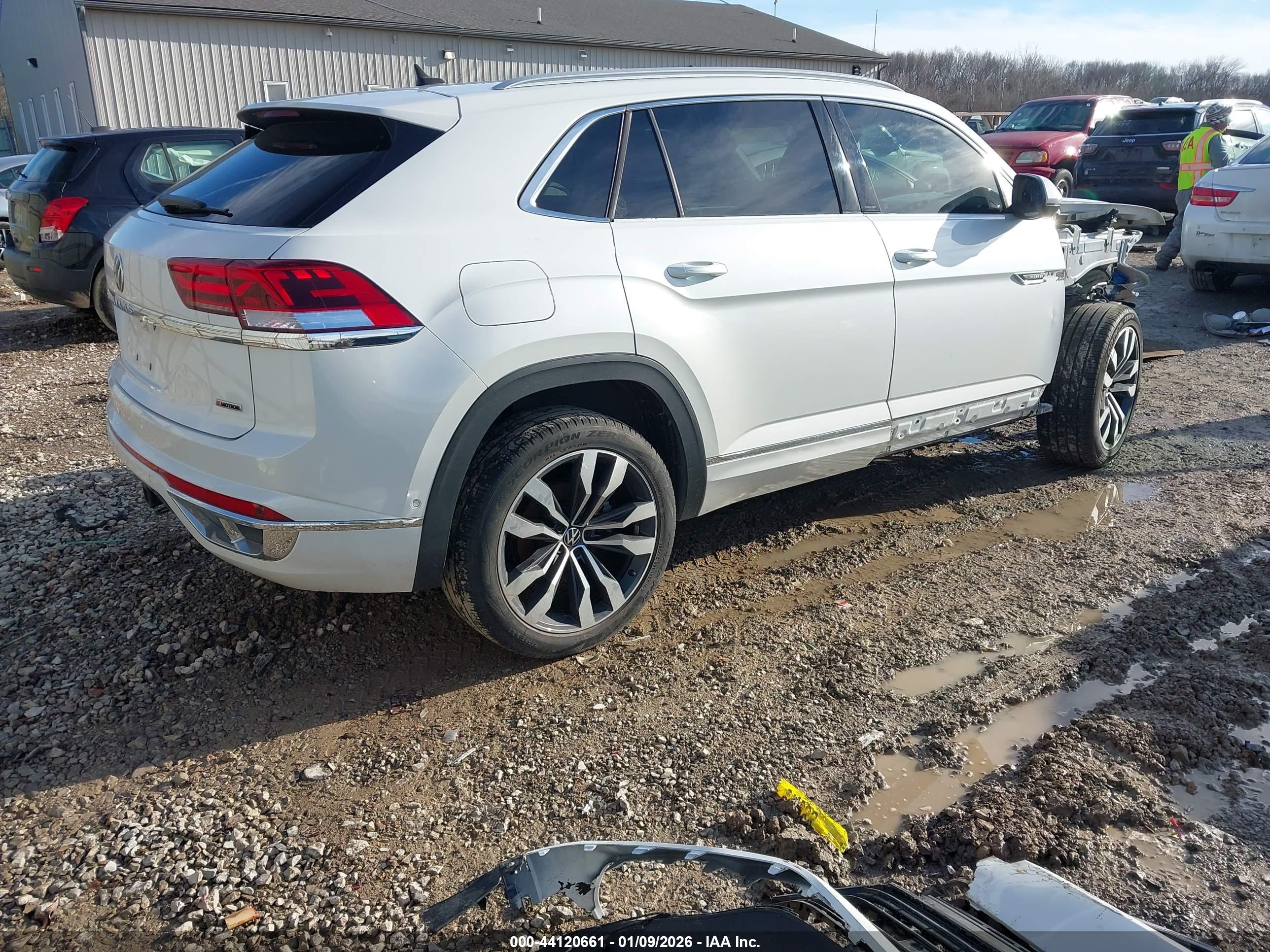 VOLKSWAGEN ATLAS image 4