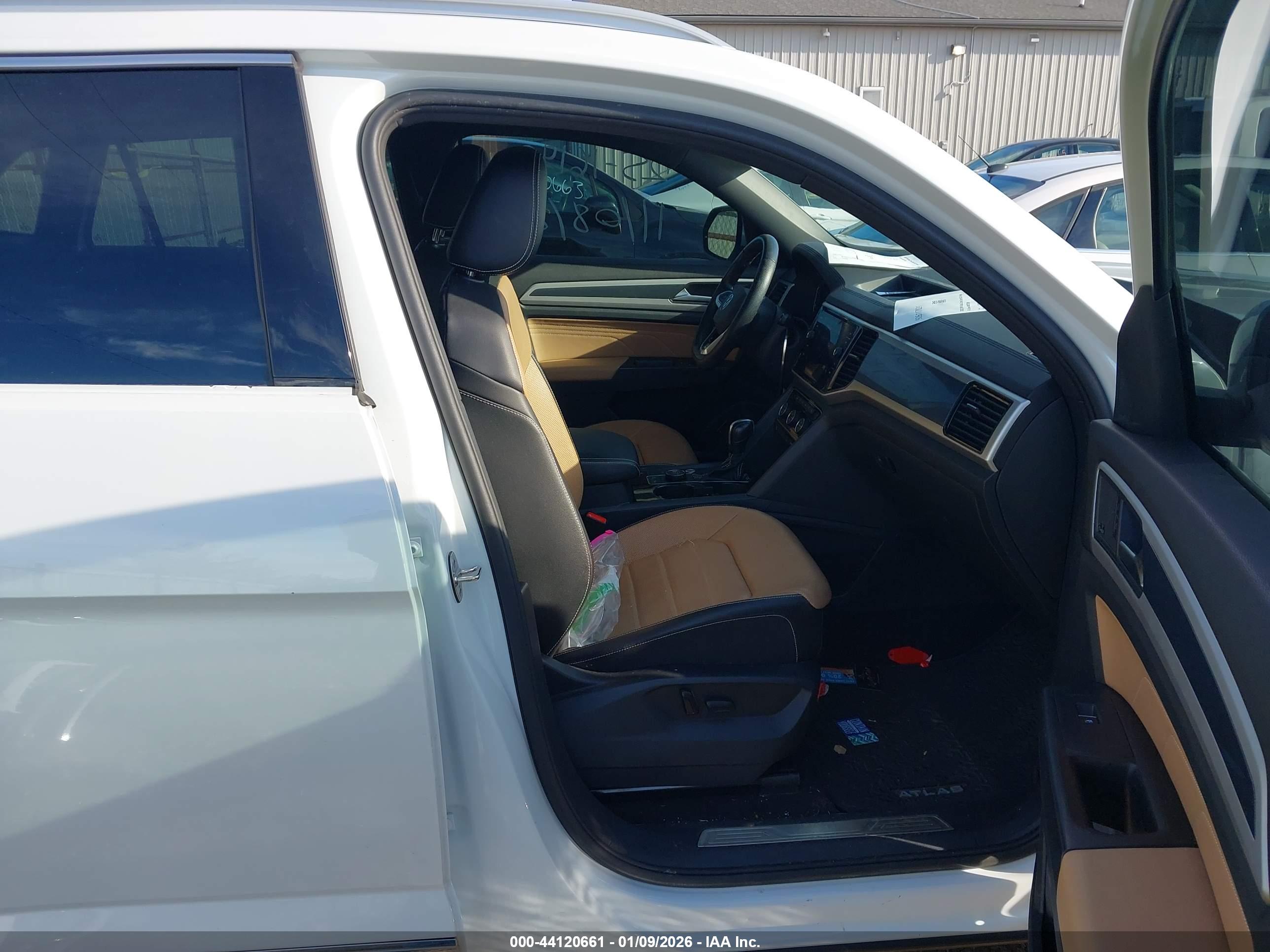 VOLKSWAGEN ATLAS image 5