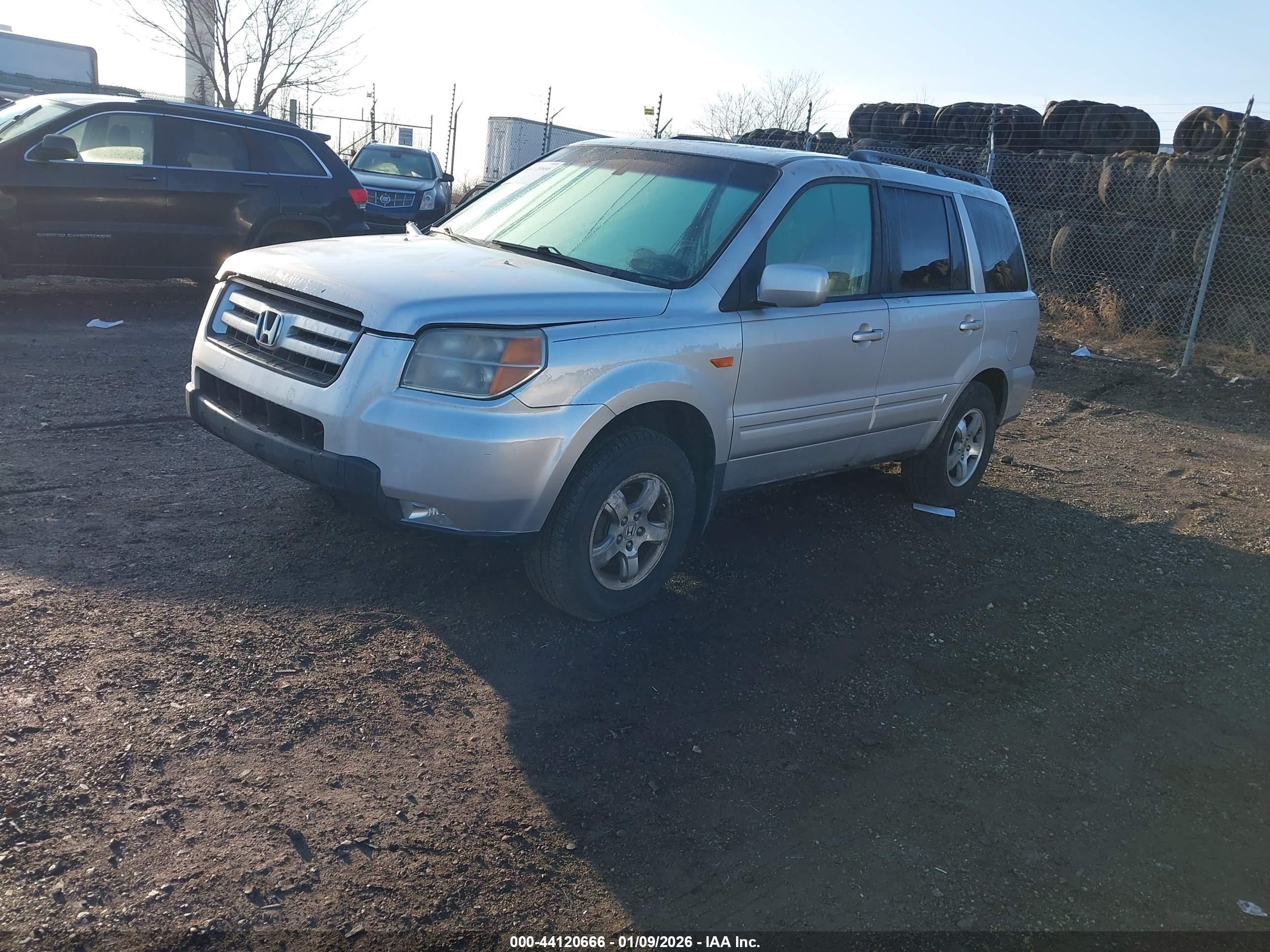 HONDA PILOT image 2