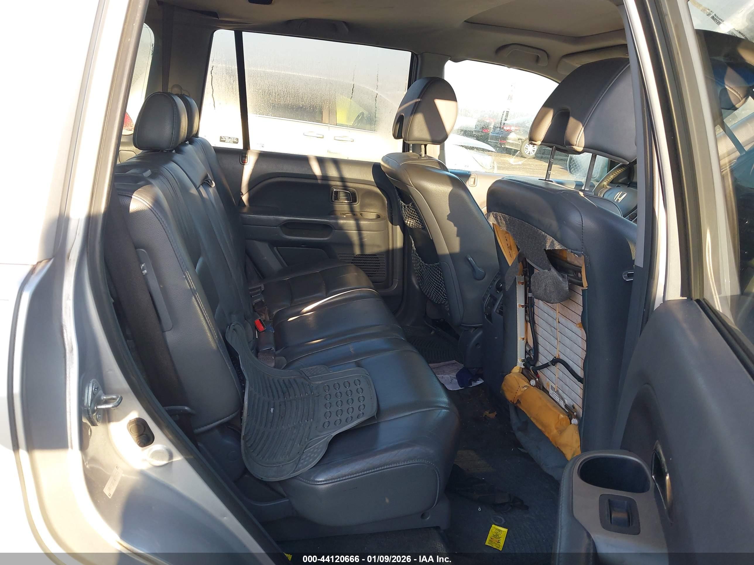 HONDA PILOT image 8