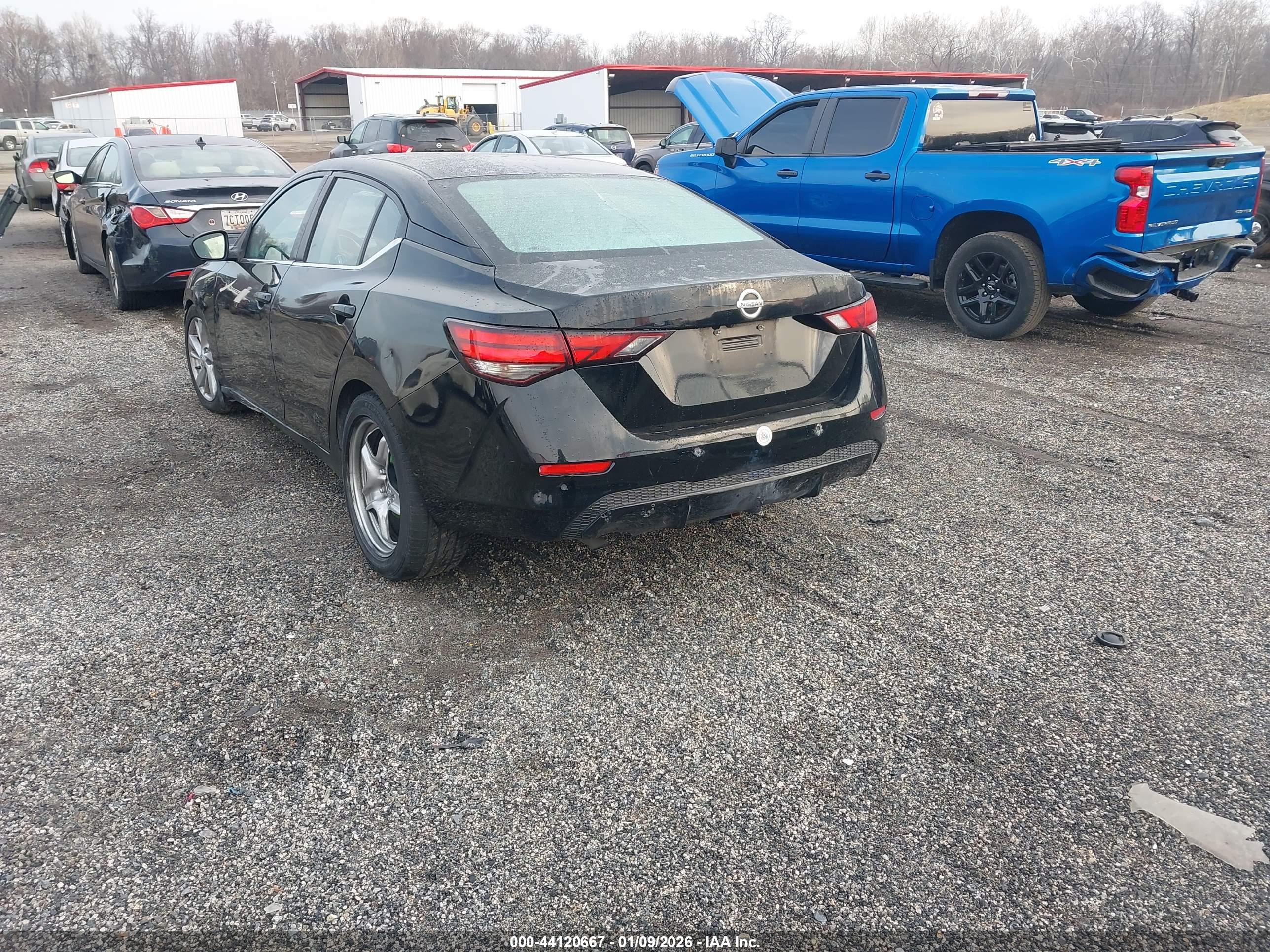 NISSAN SENTRA image 3