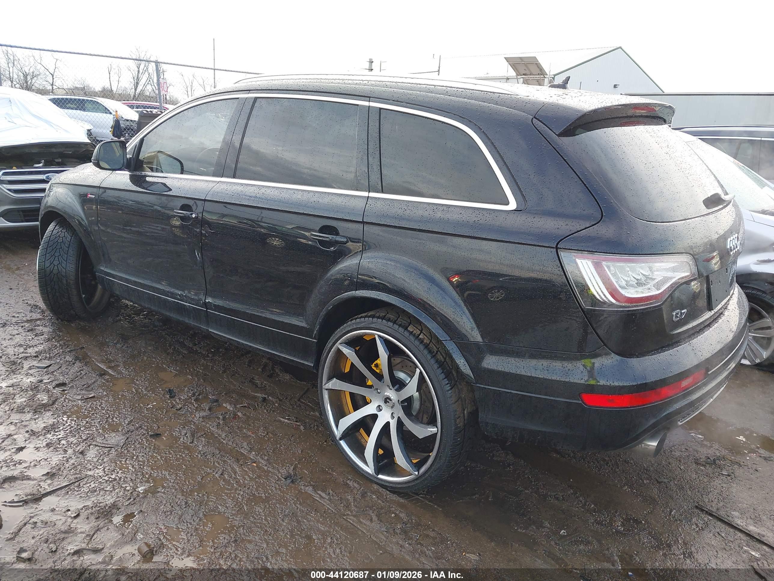 AUDI Q7 image 3