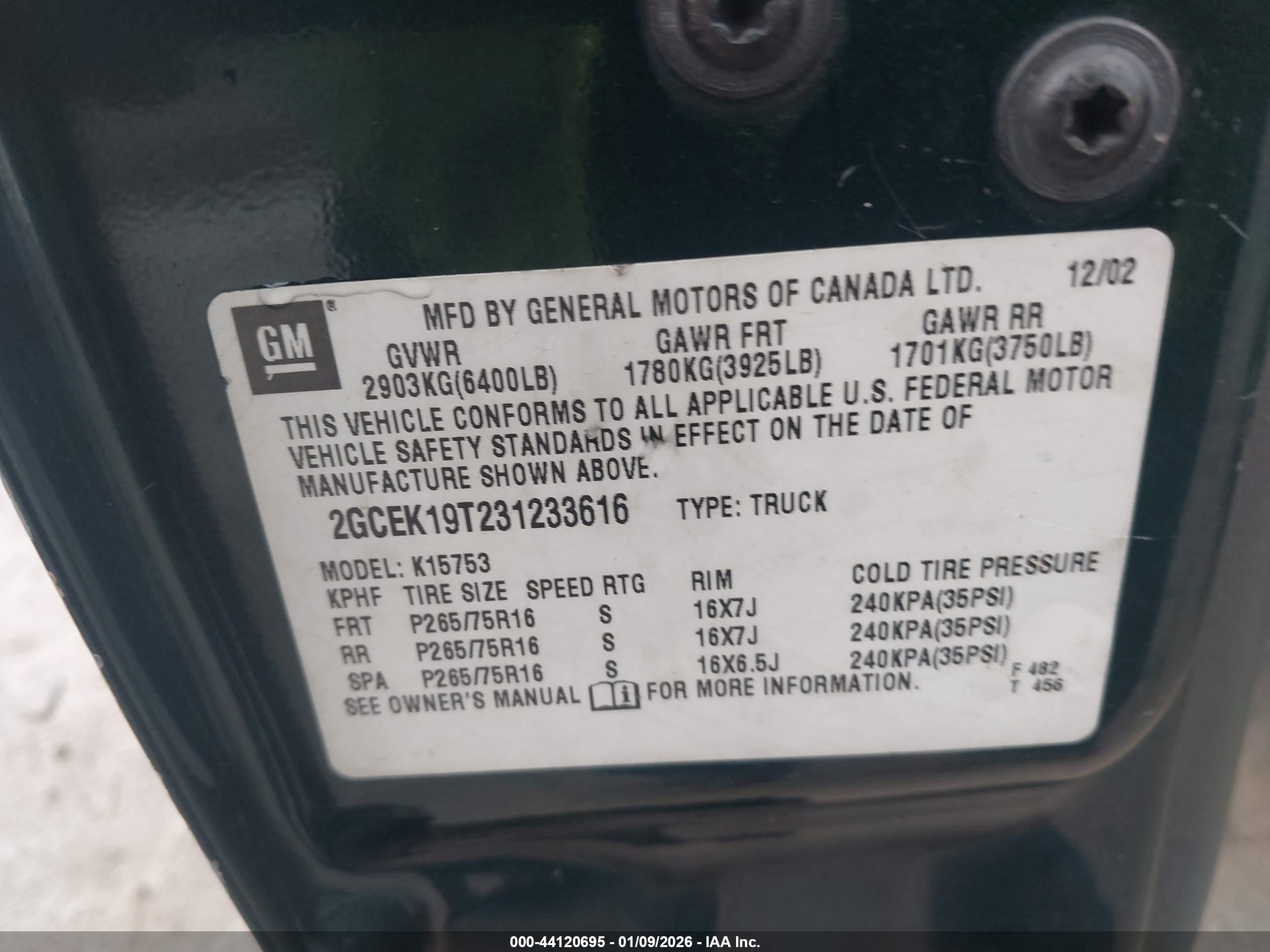 CHEVROLET SILVERADO image 9