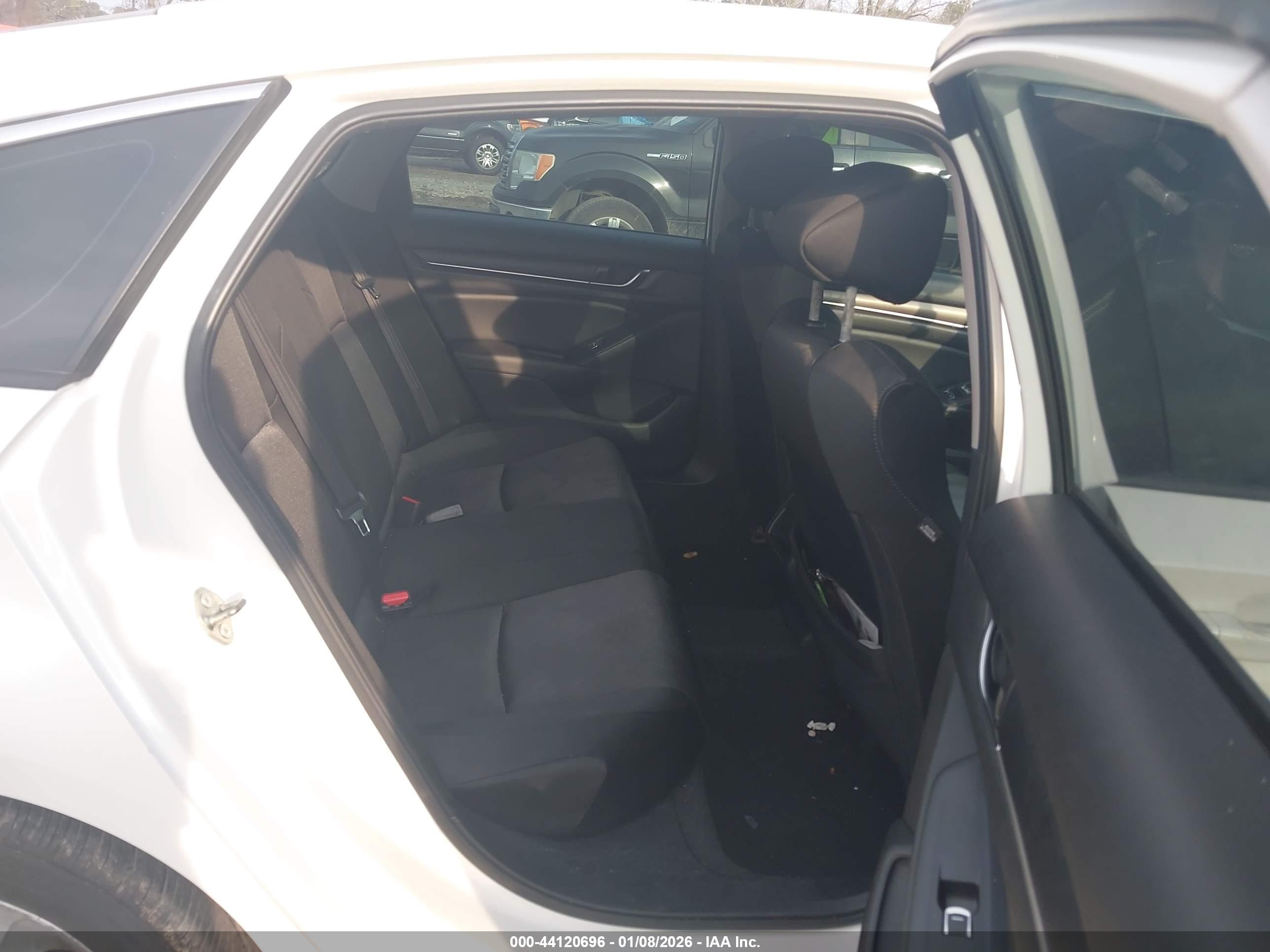 HONDA ACCORD image 8