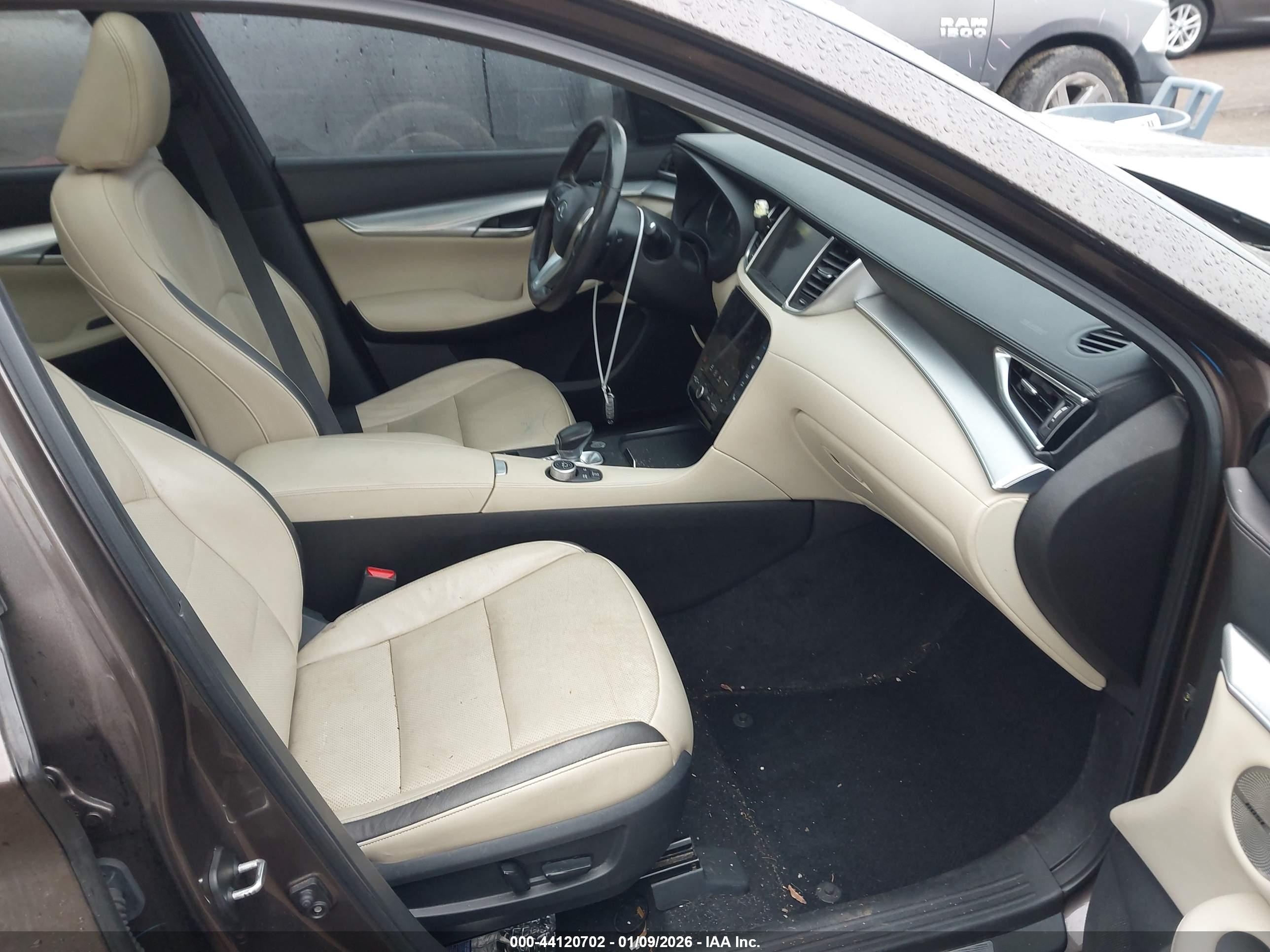 INFINITI QX50 image 5