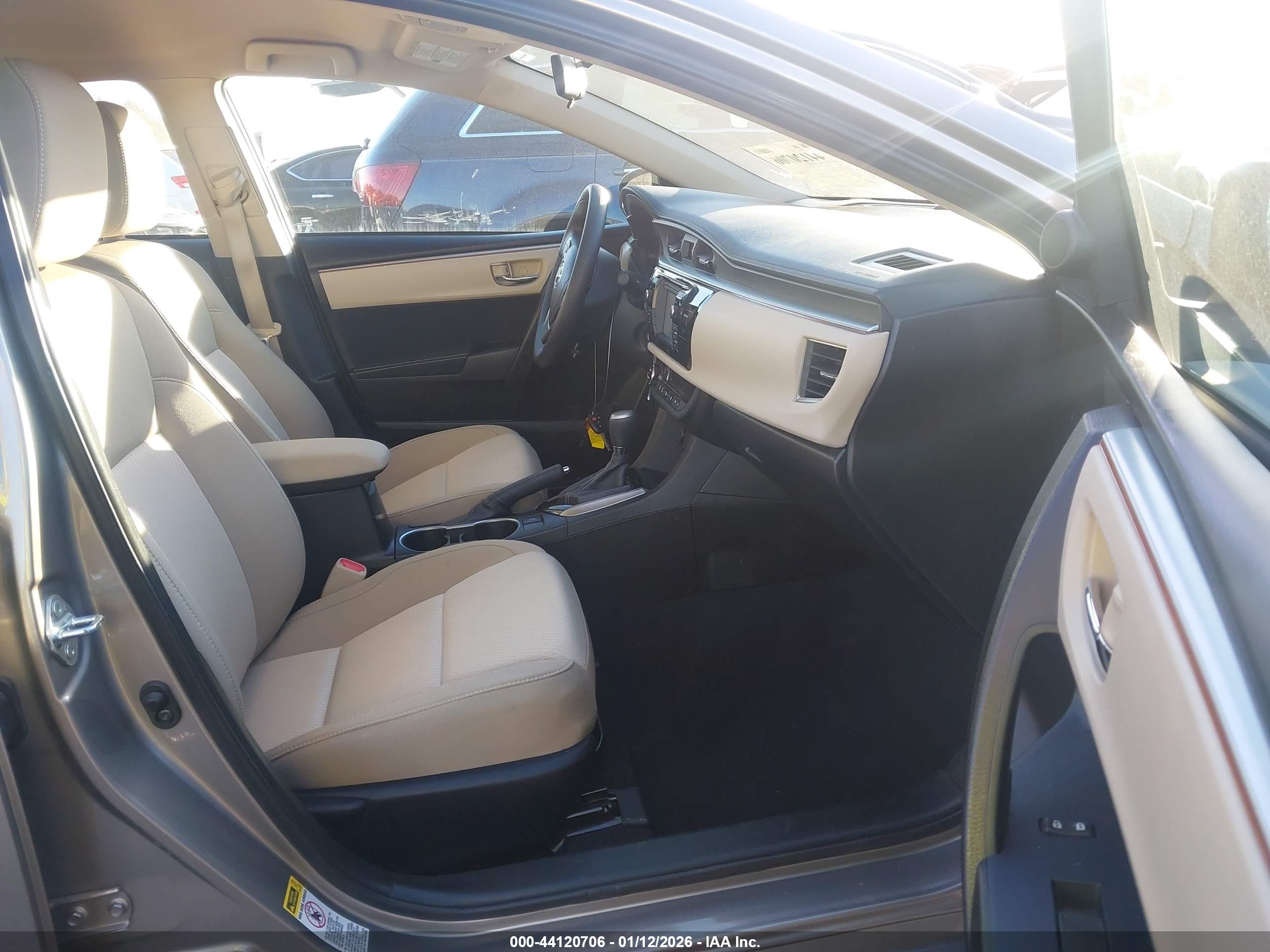TOYOTA COROLLA image 5