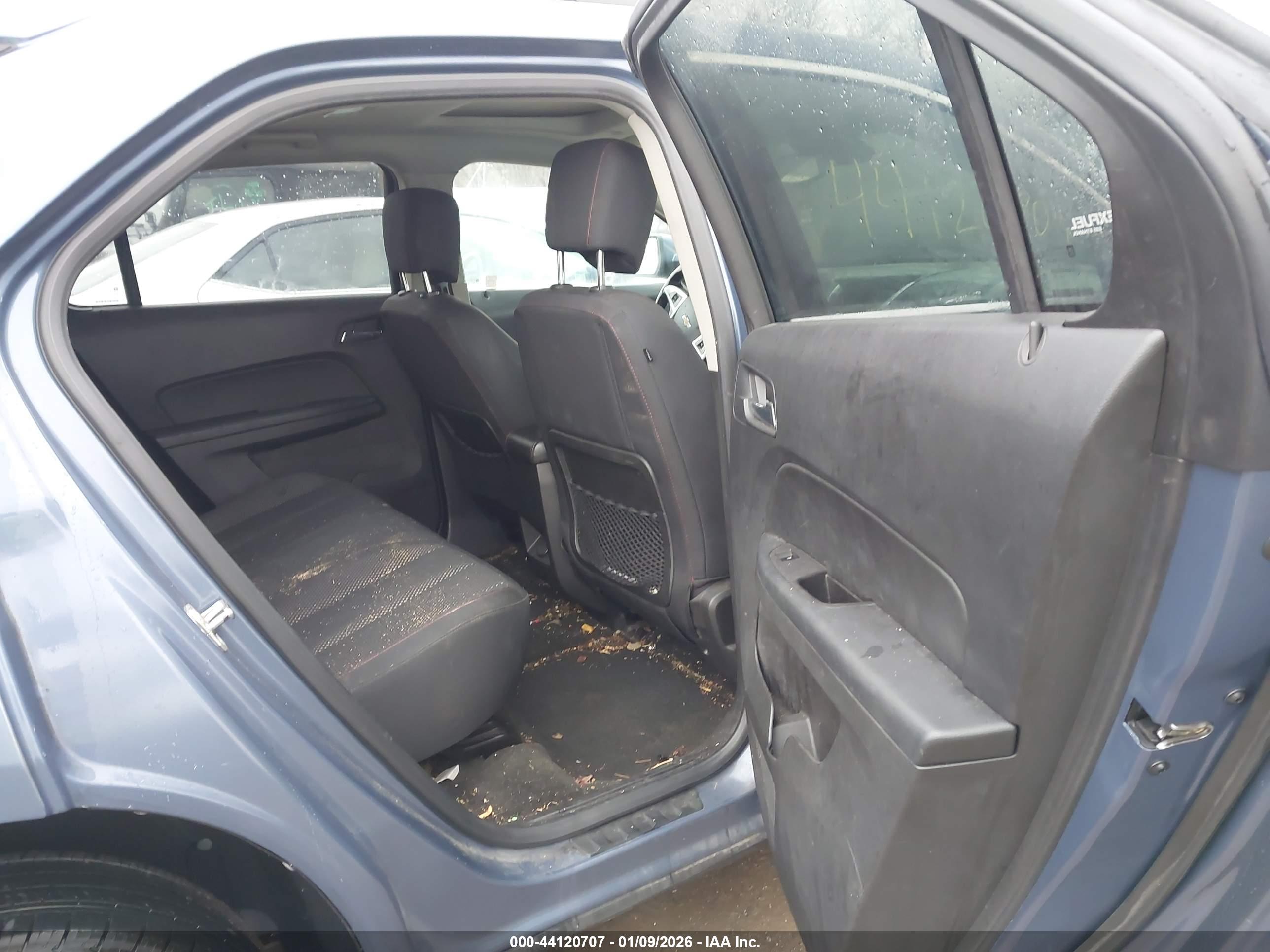 CHEVROLET EQUINOX image 8