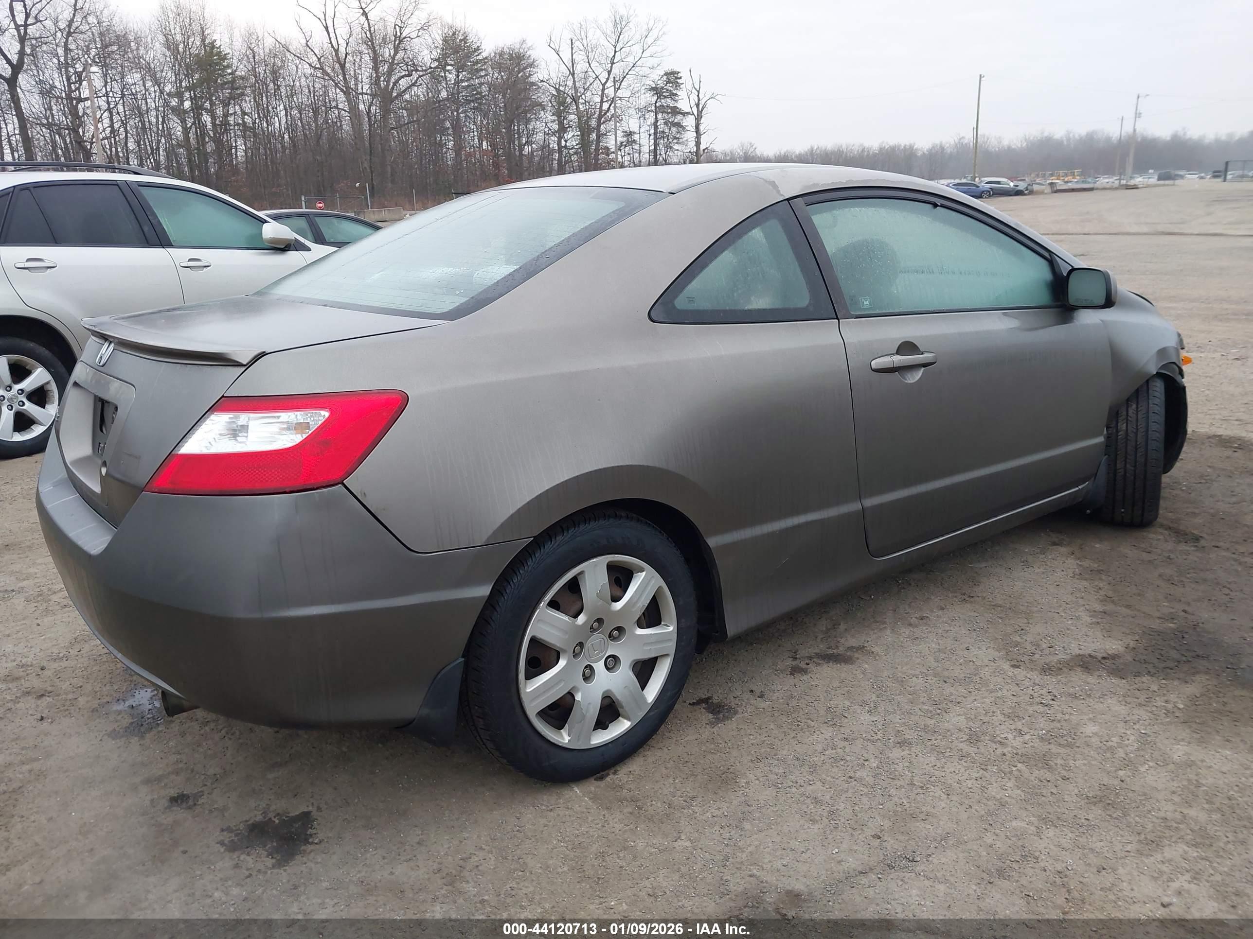 HONDA CIVIC image 4