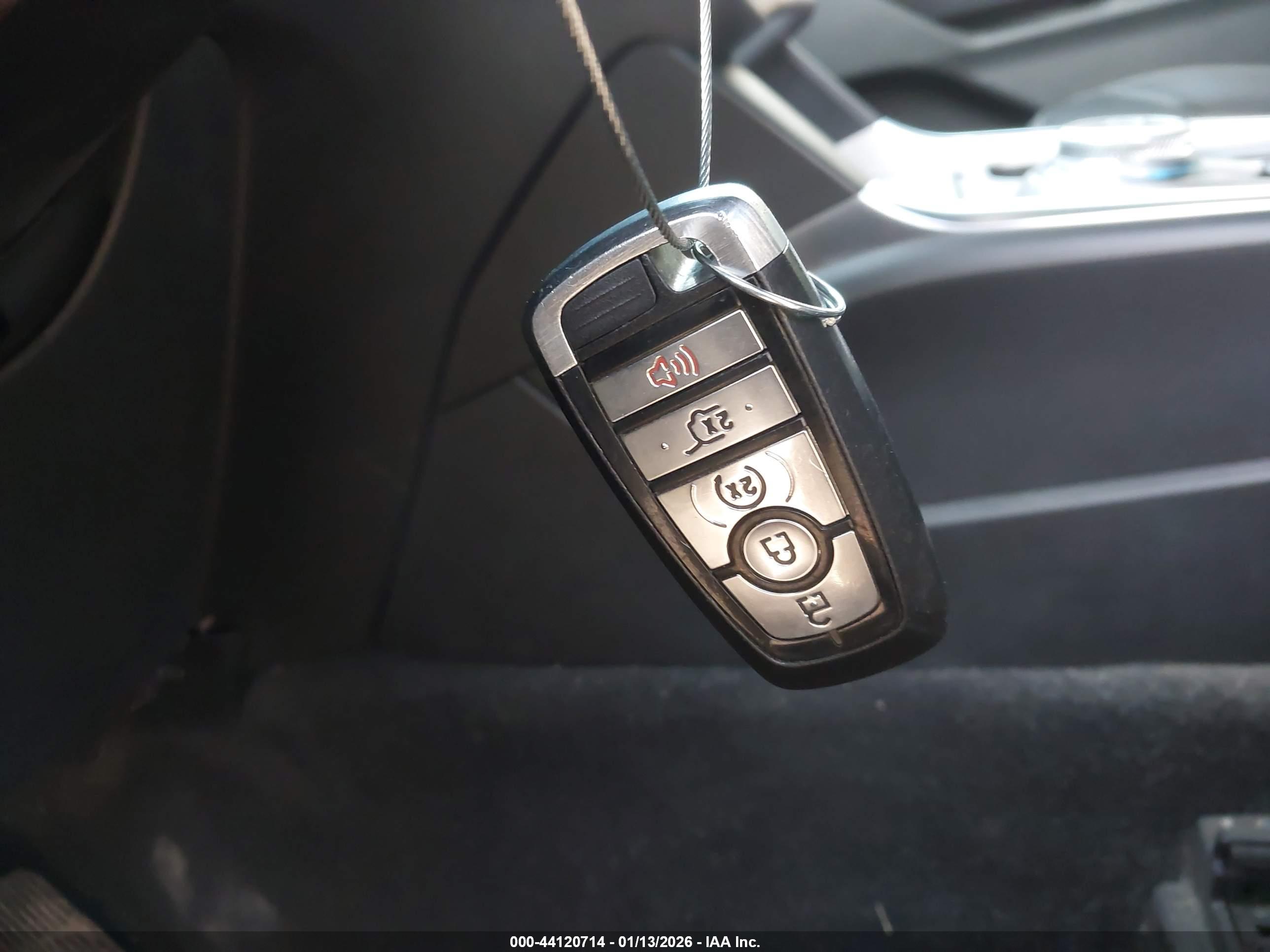 FORD EXPLORER image 11