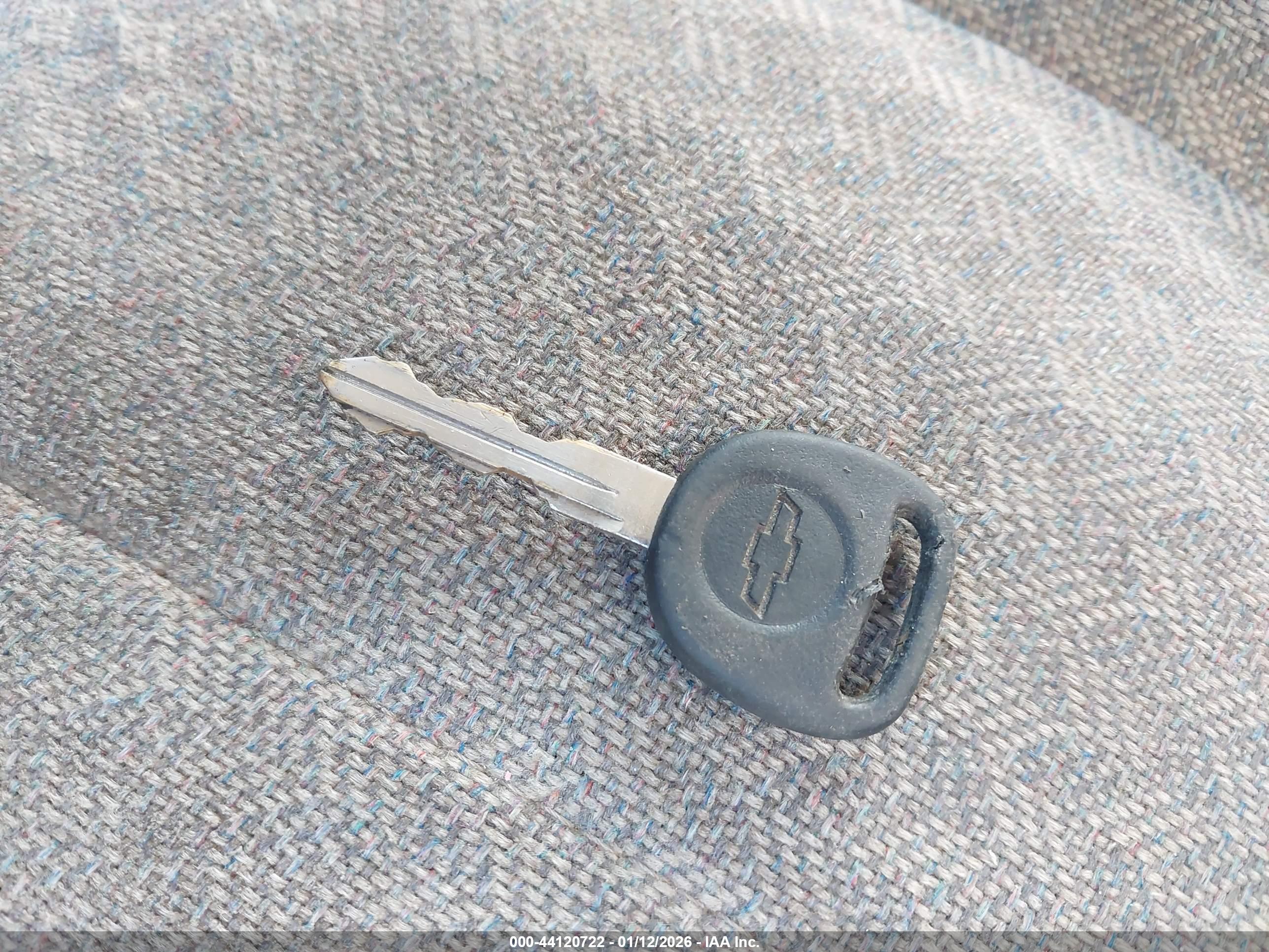 CHEVROLET EXPRESS image 11