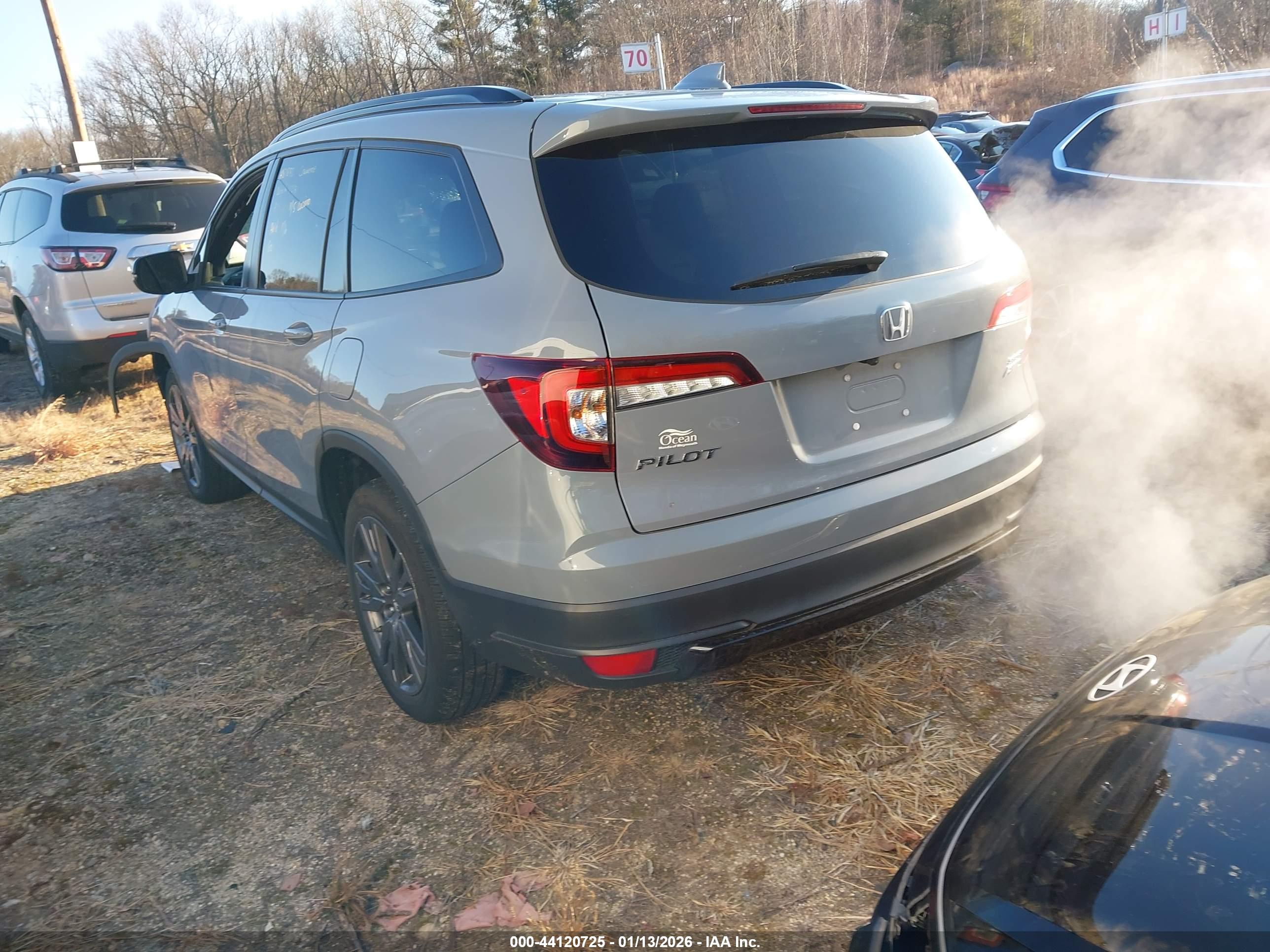 HONDA PILOT image 3