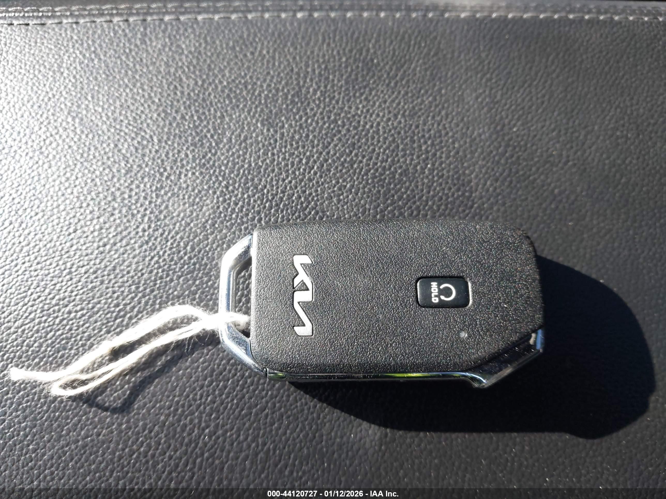 KIA SPORTAGE image 11