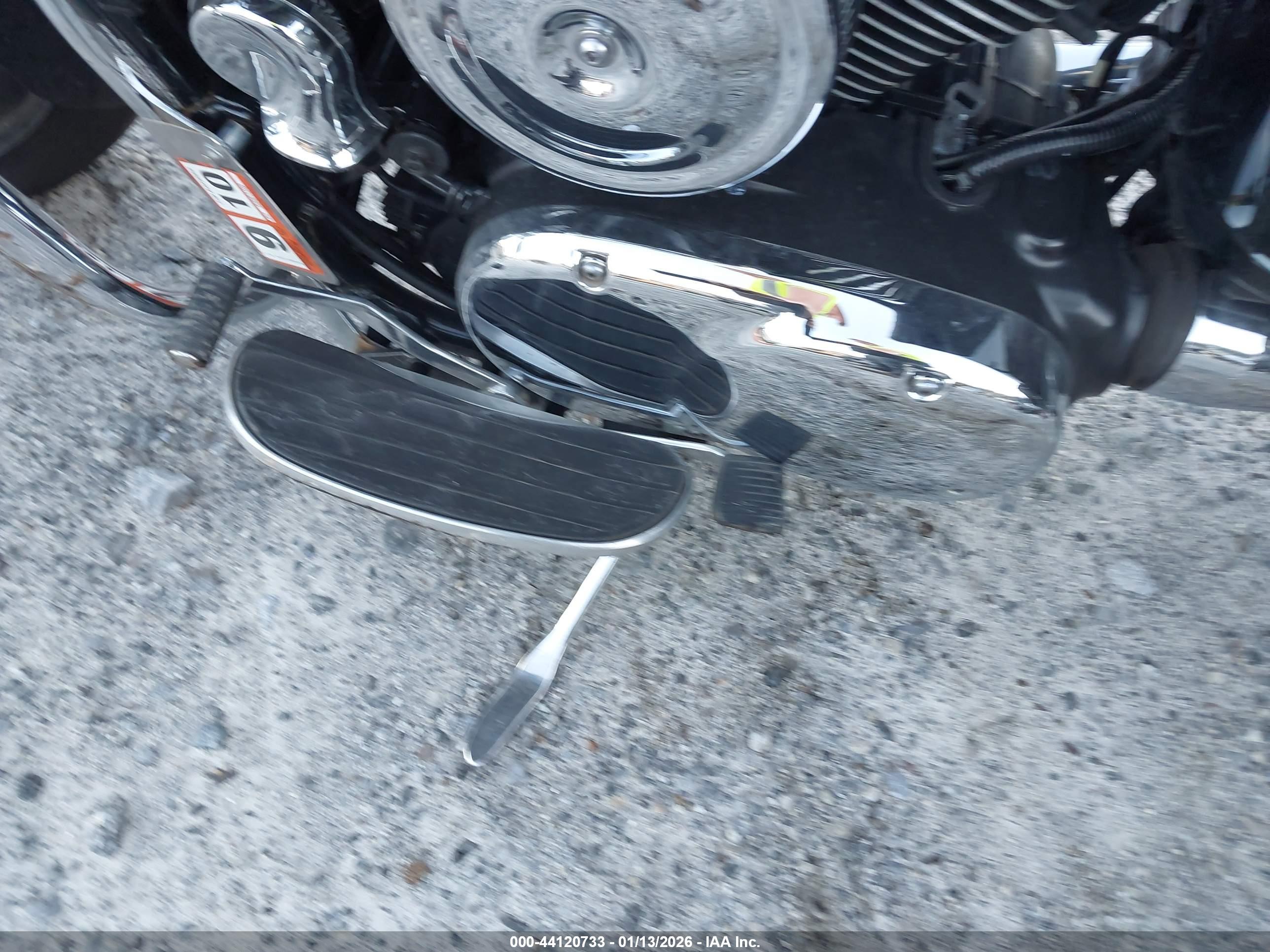 KAWASAKI VN1600 image 9