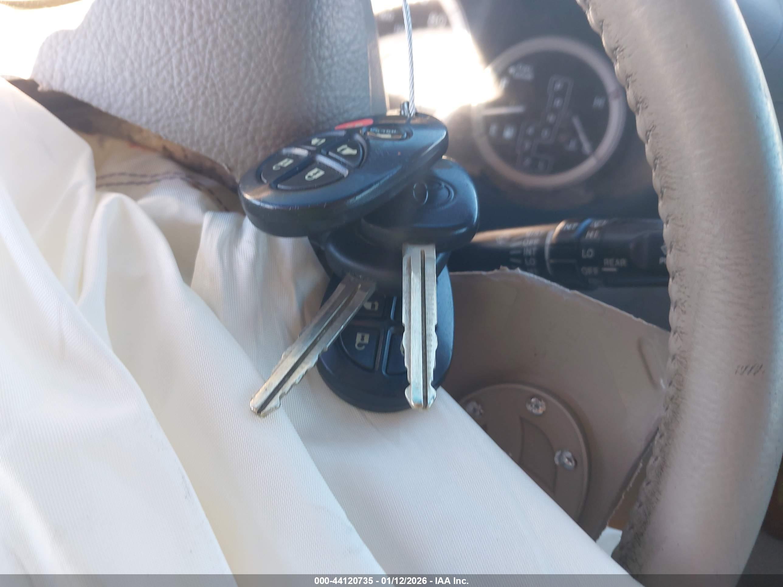 TOYOTA SIENNA image 11