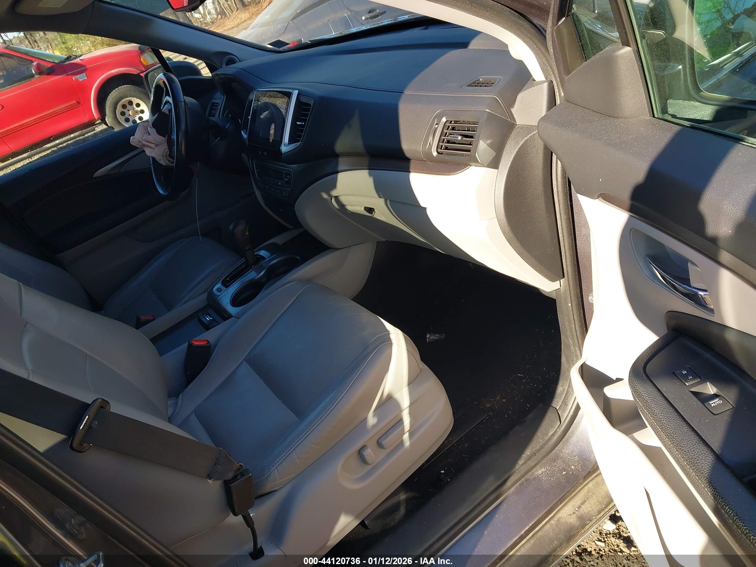 HONDA PILOT image 5