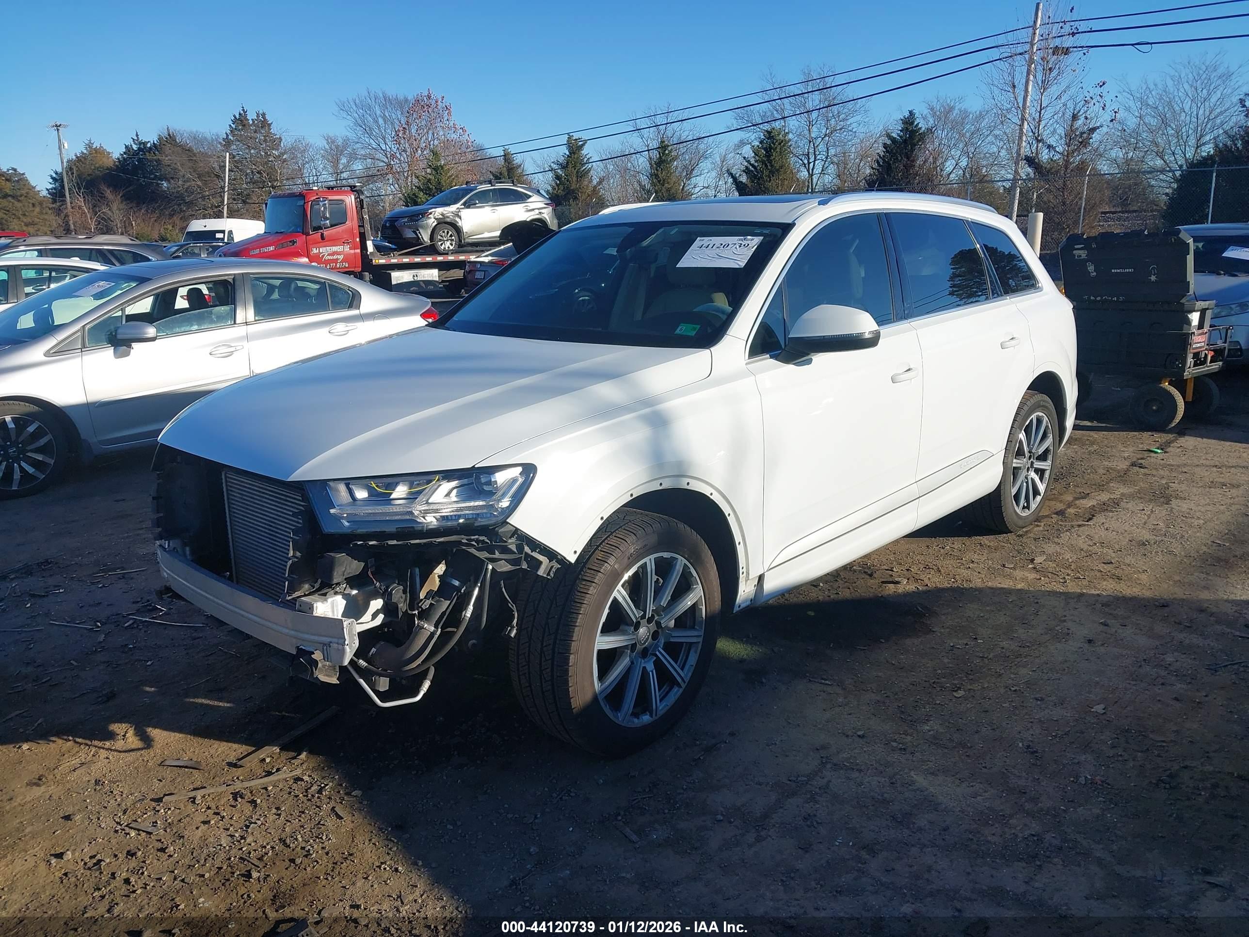AUDI Q7 image 2
