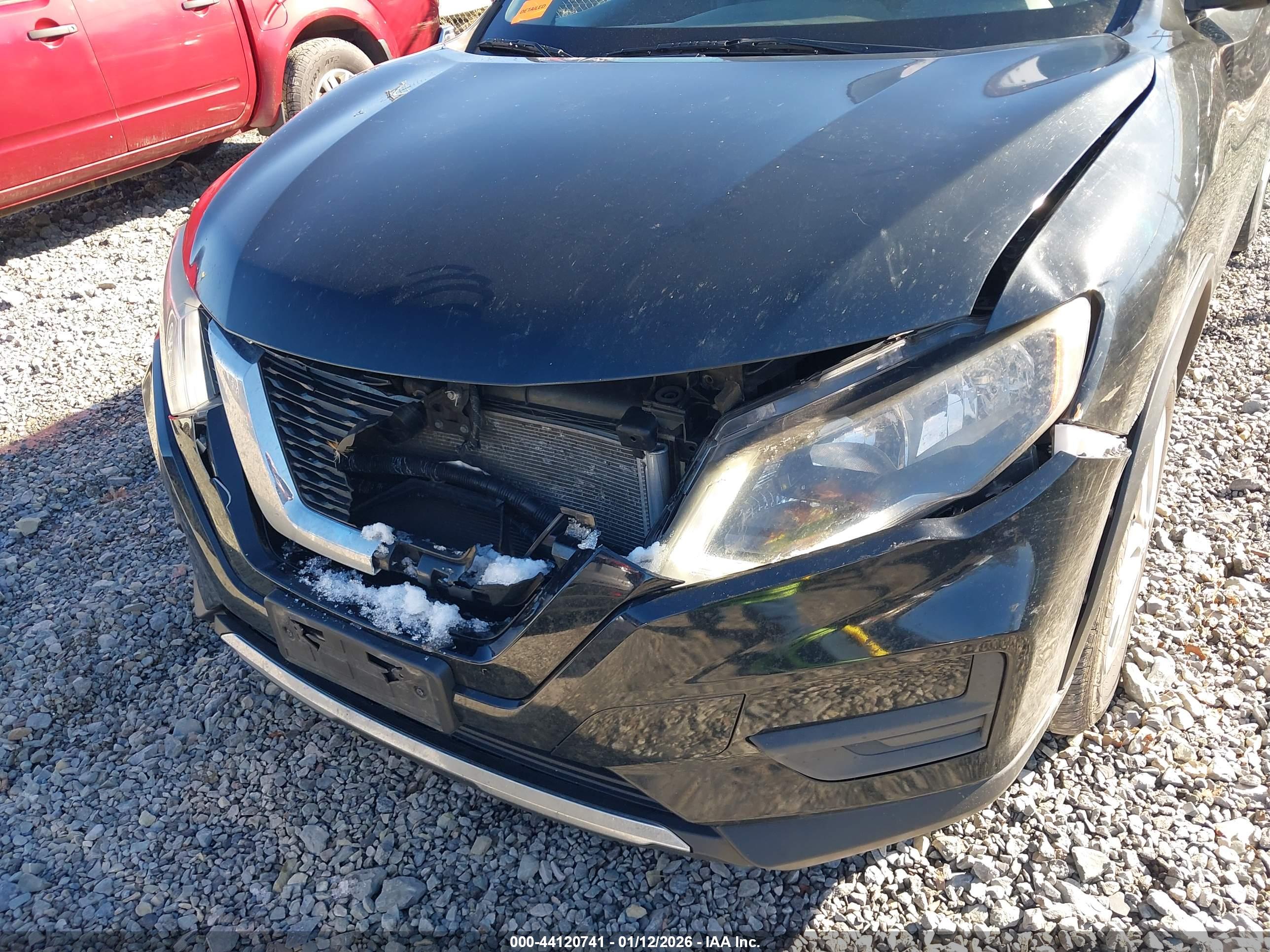 NISSAN ROGUE image 6
