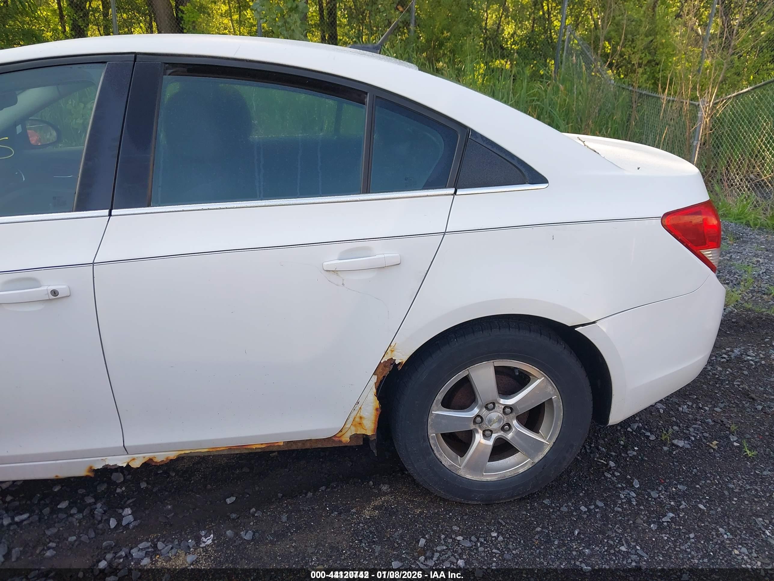 CHEVROLET CRUZE image 6