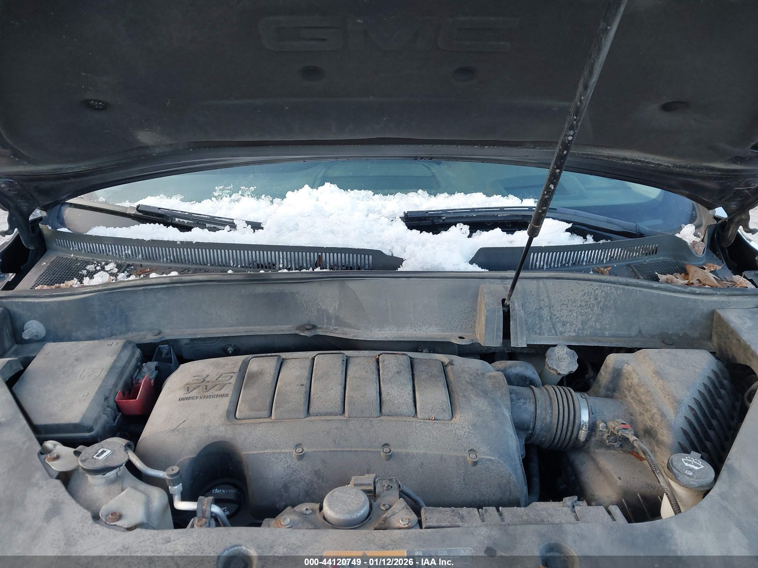 GMC ACADIA image 10