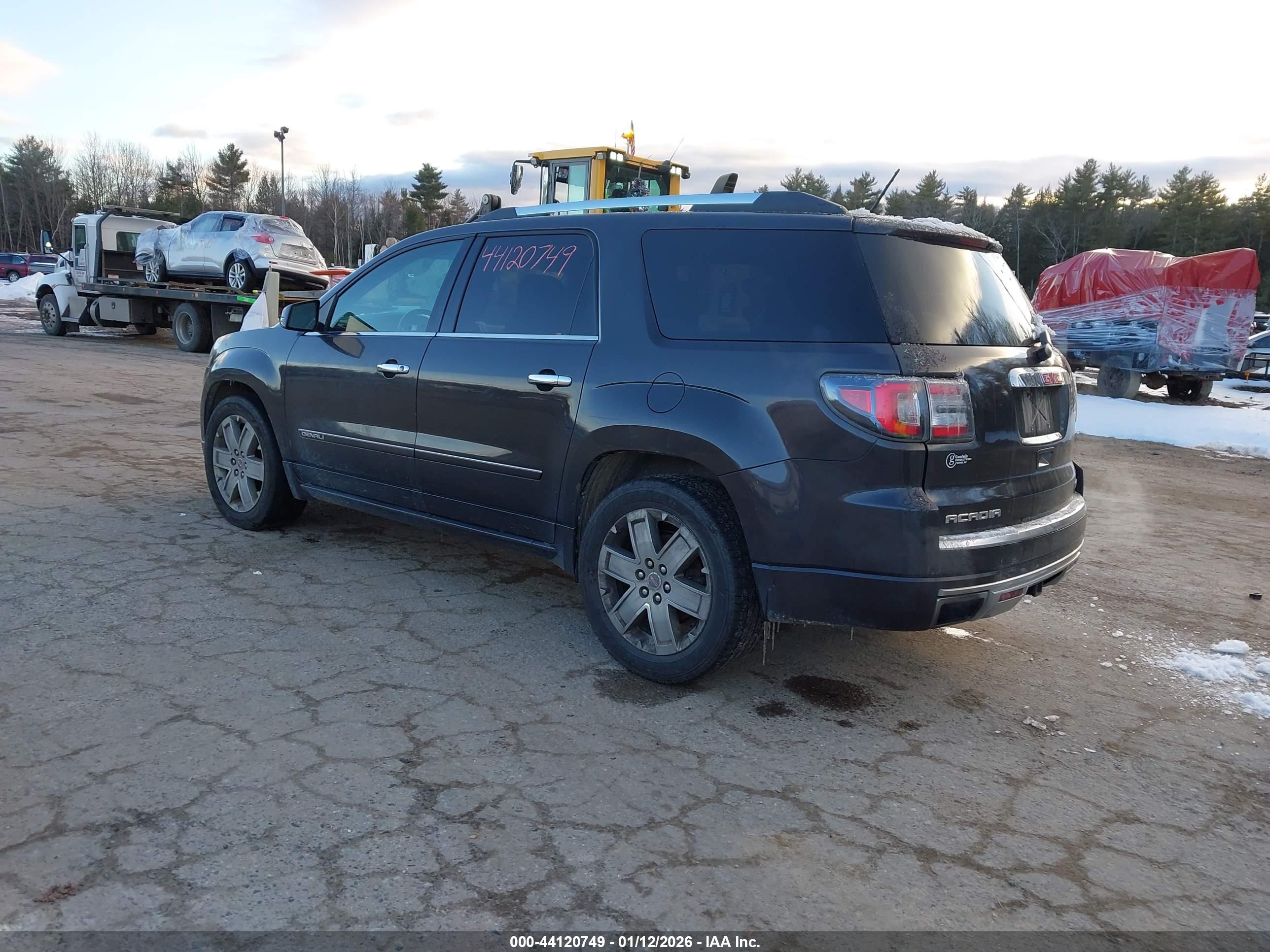 GMC ACADIA image 3