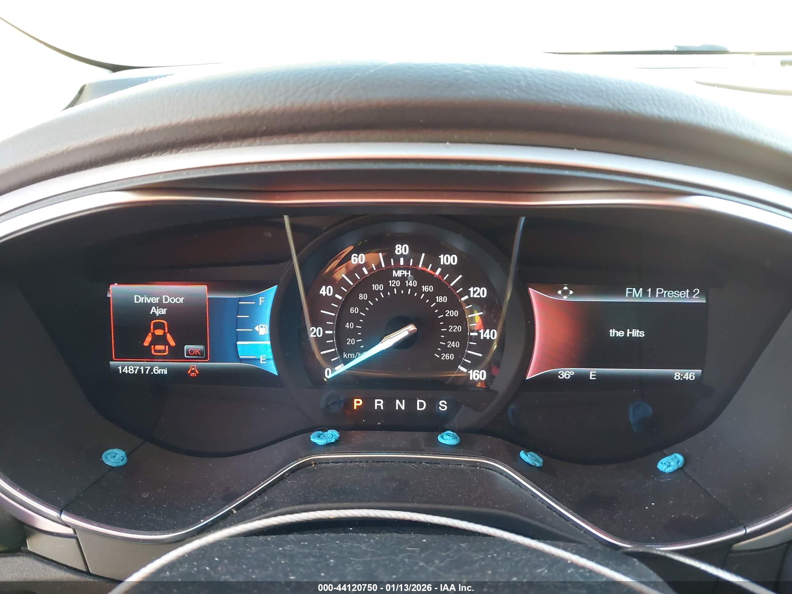 FORD FUSION image 7