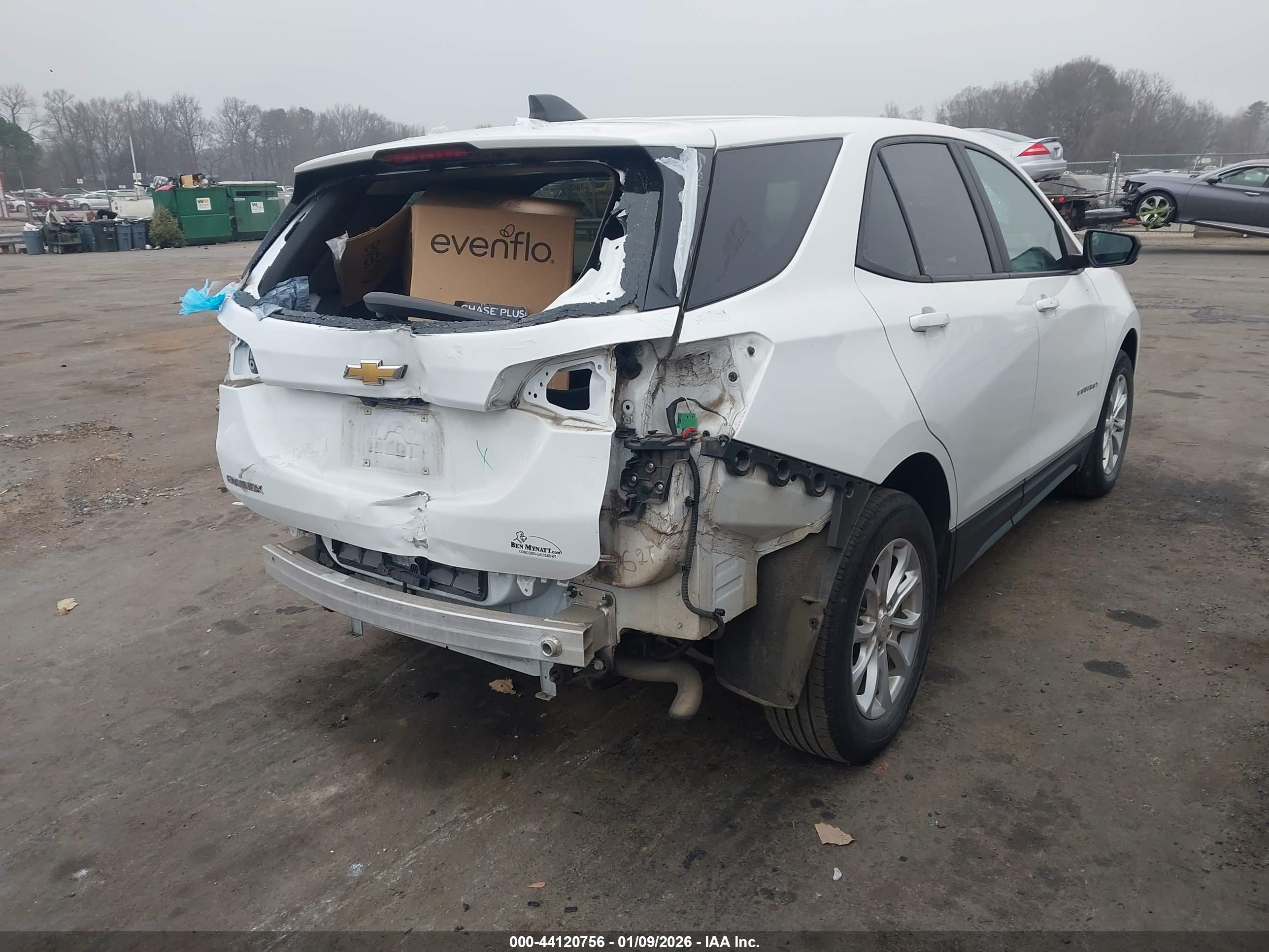 CHEVROLET EQUINOX image 4