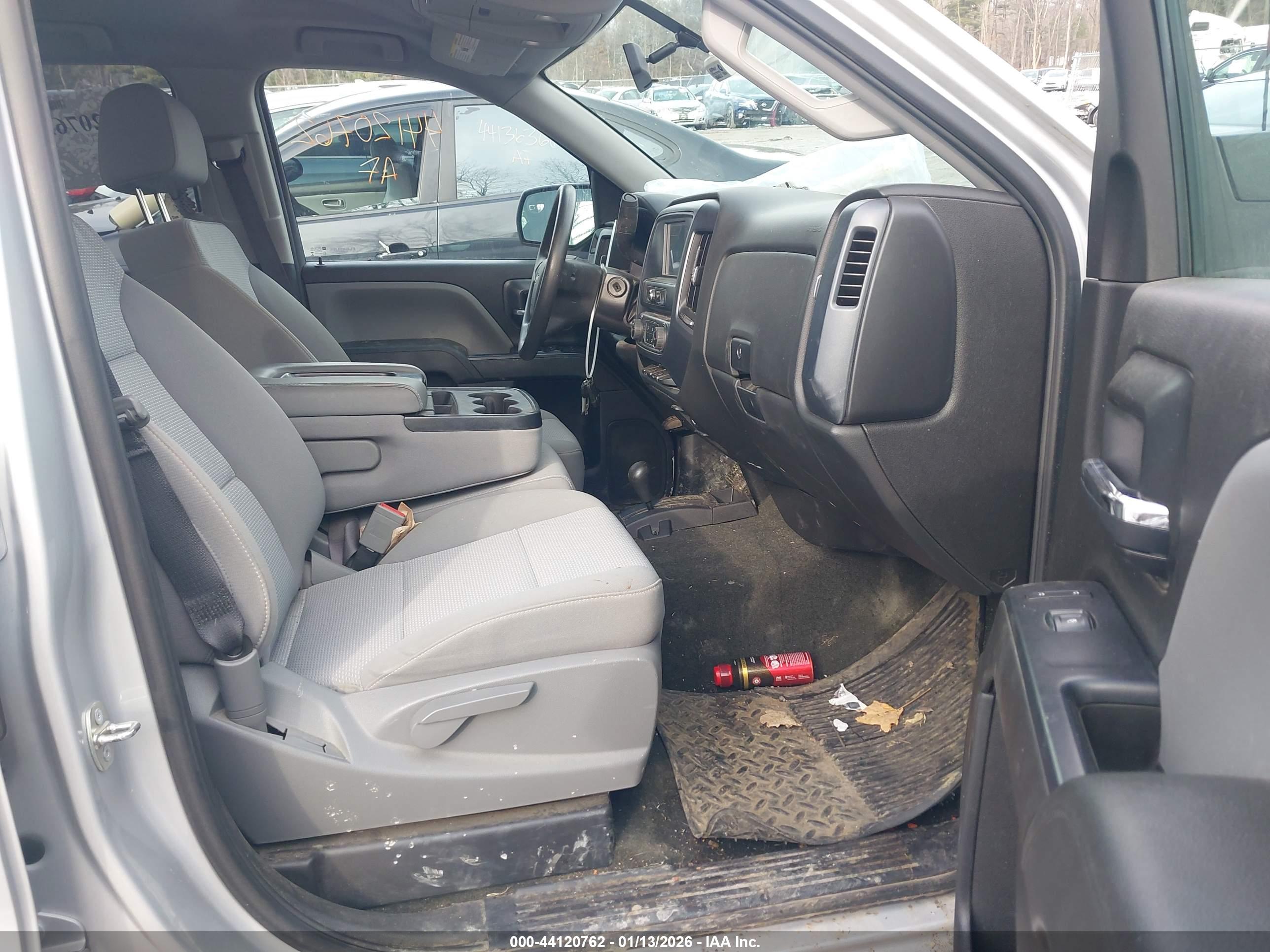 CHEVROLET SILVERADO image 5
