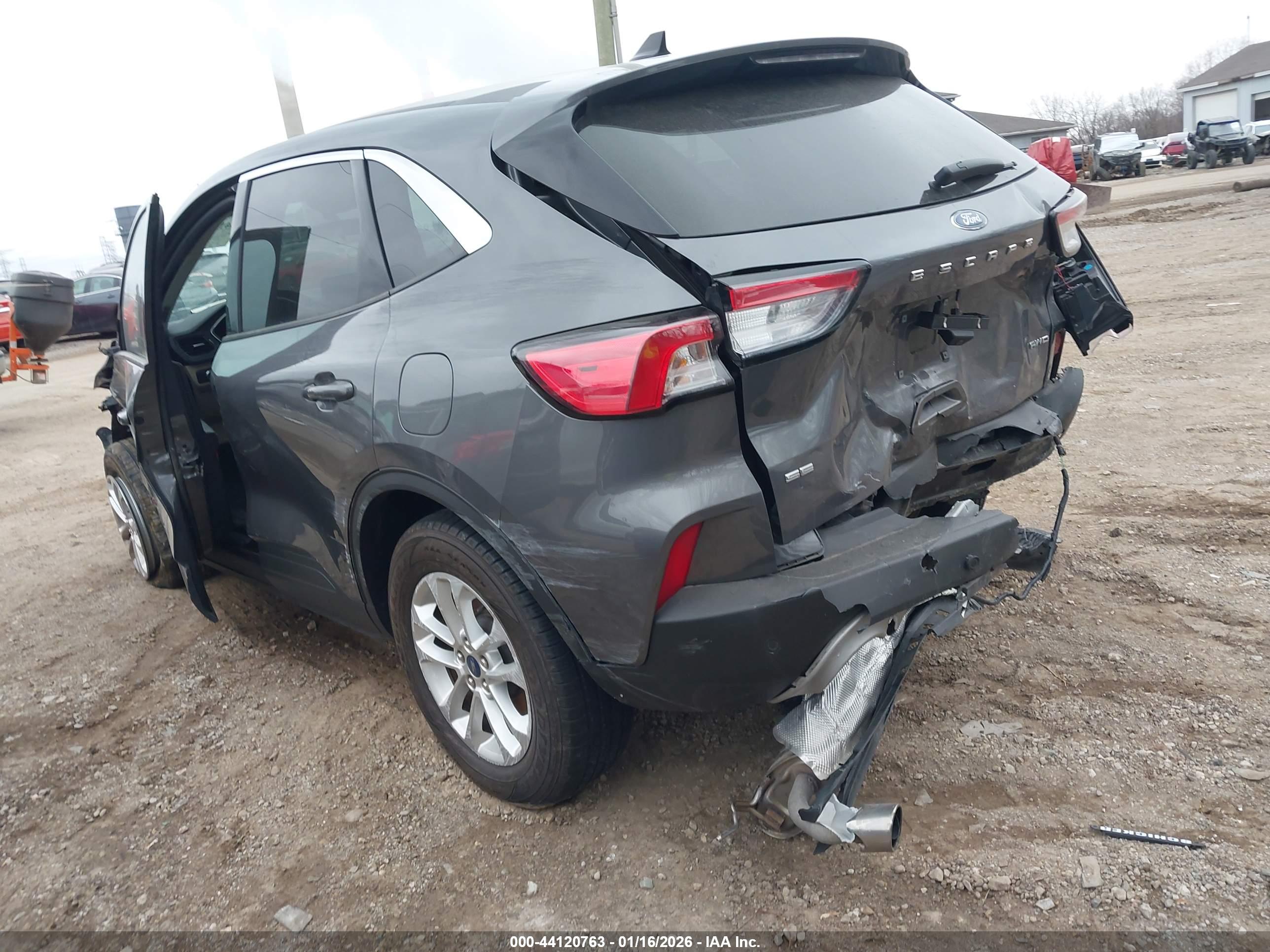FORD ESCAPE image 3