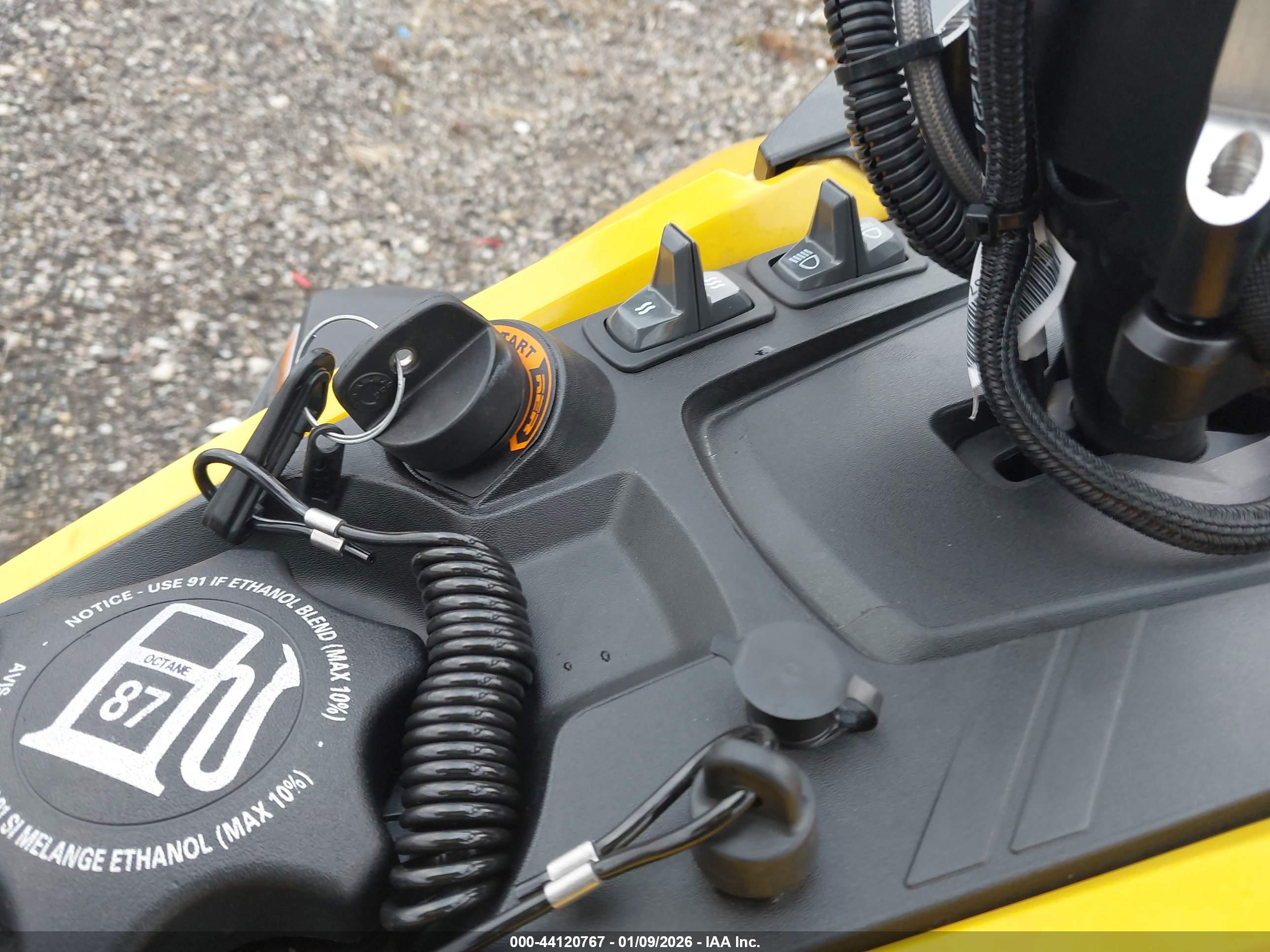 SKI-DOO MX image 11
