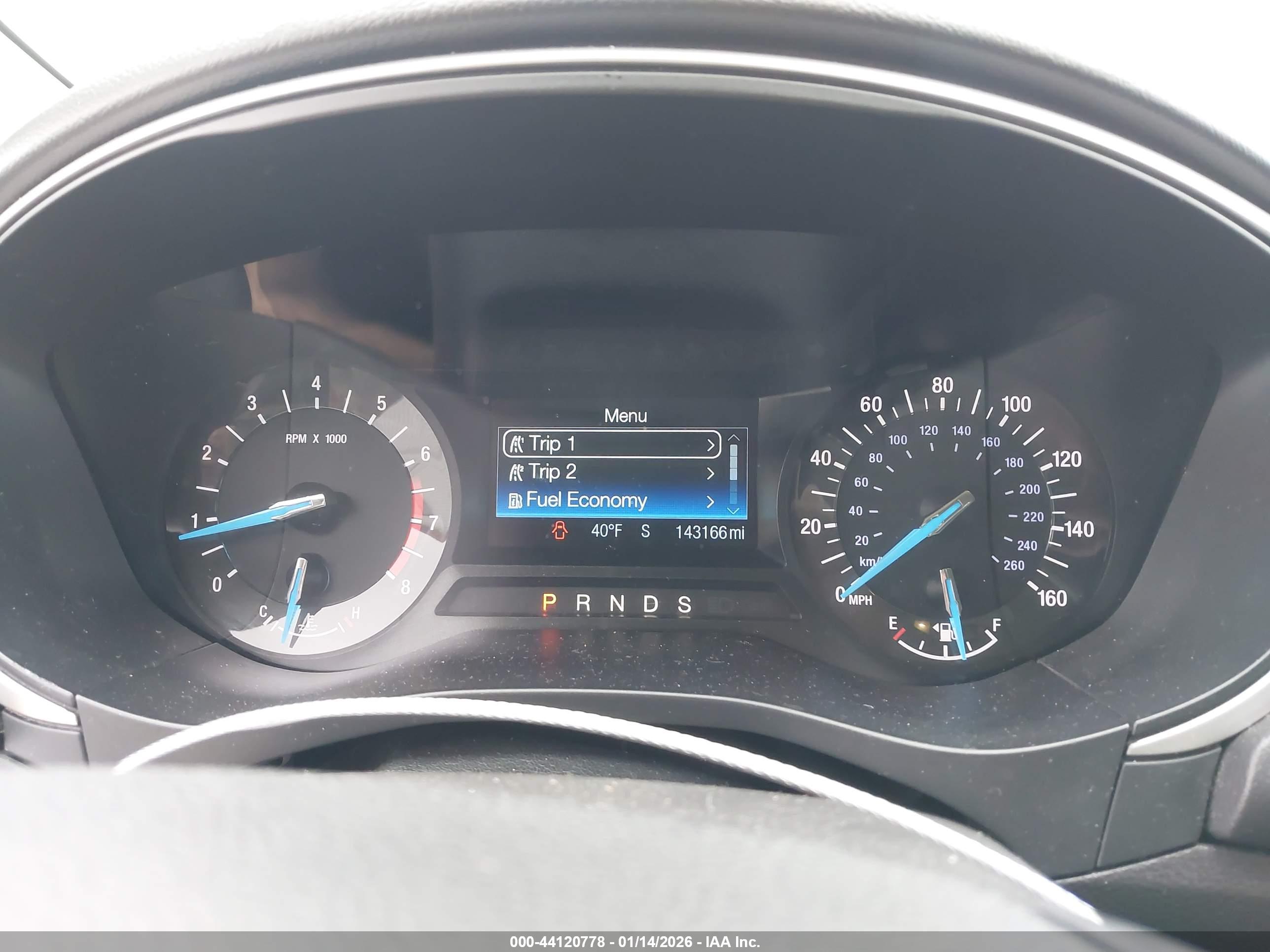 FORD FUSION image 7