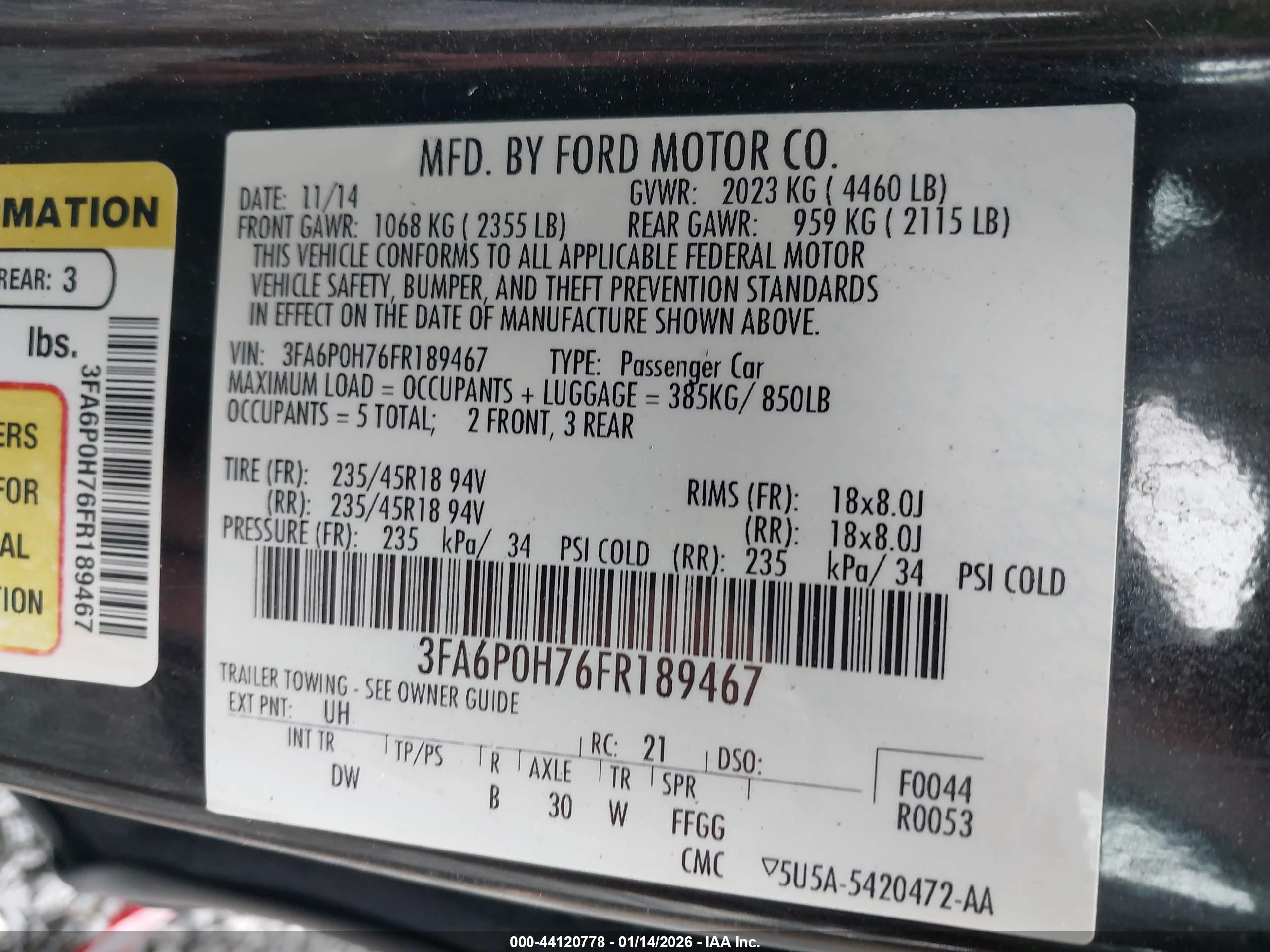FORD FUSION image 9