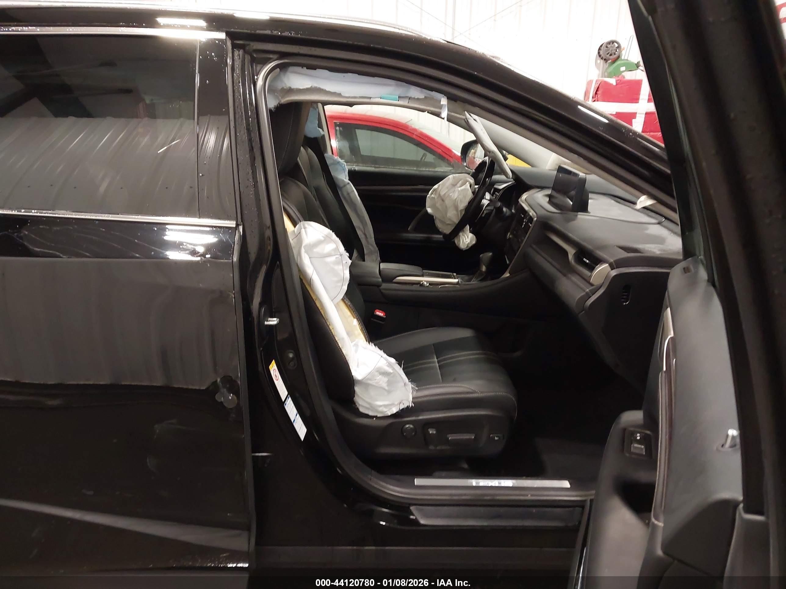 LEXUS RX image 5