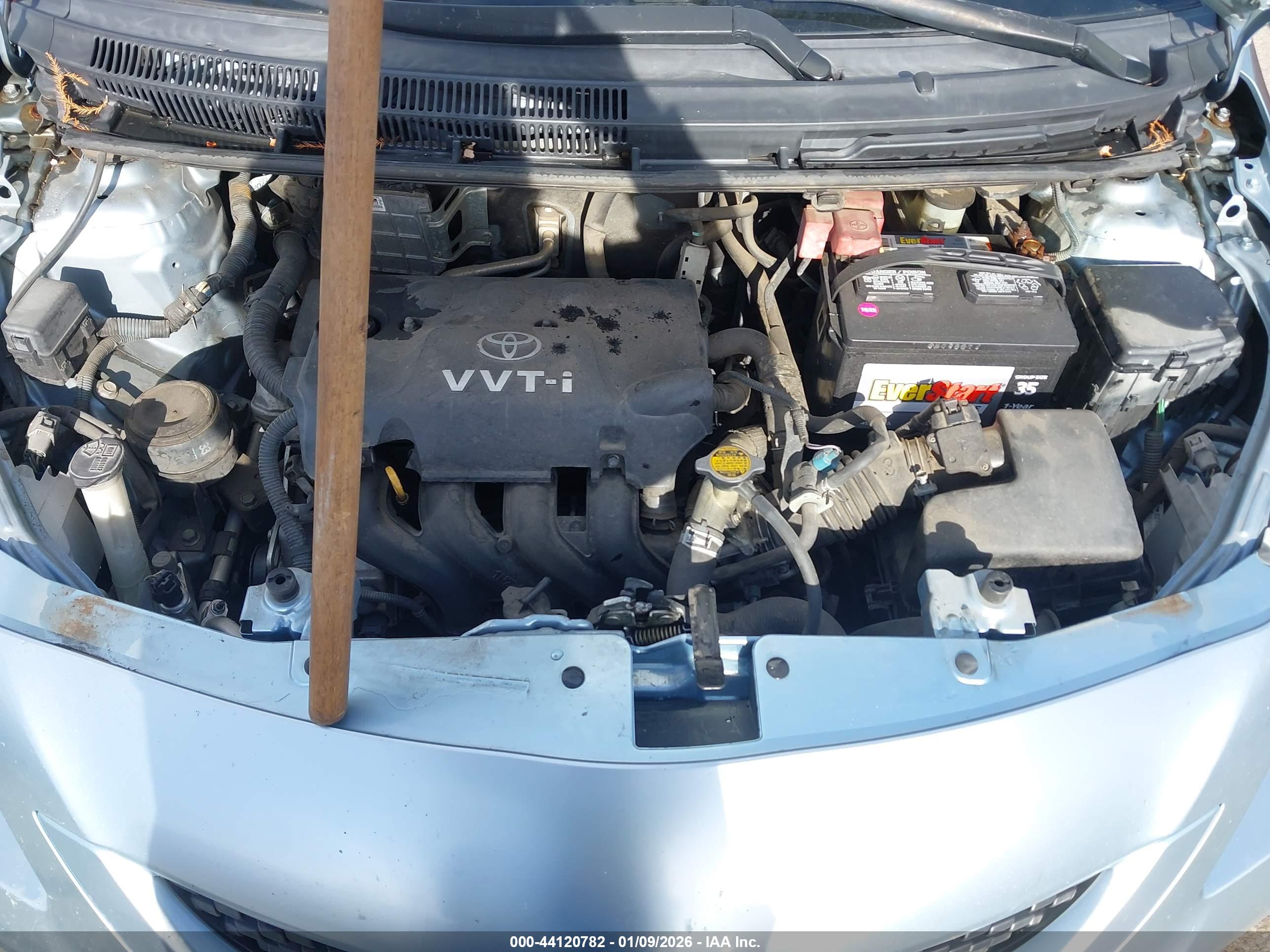 TOYOTA YARIS image 10