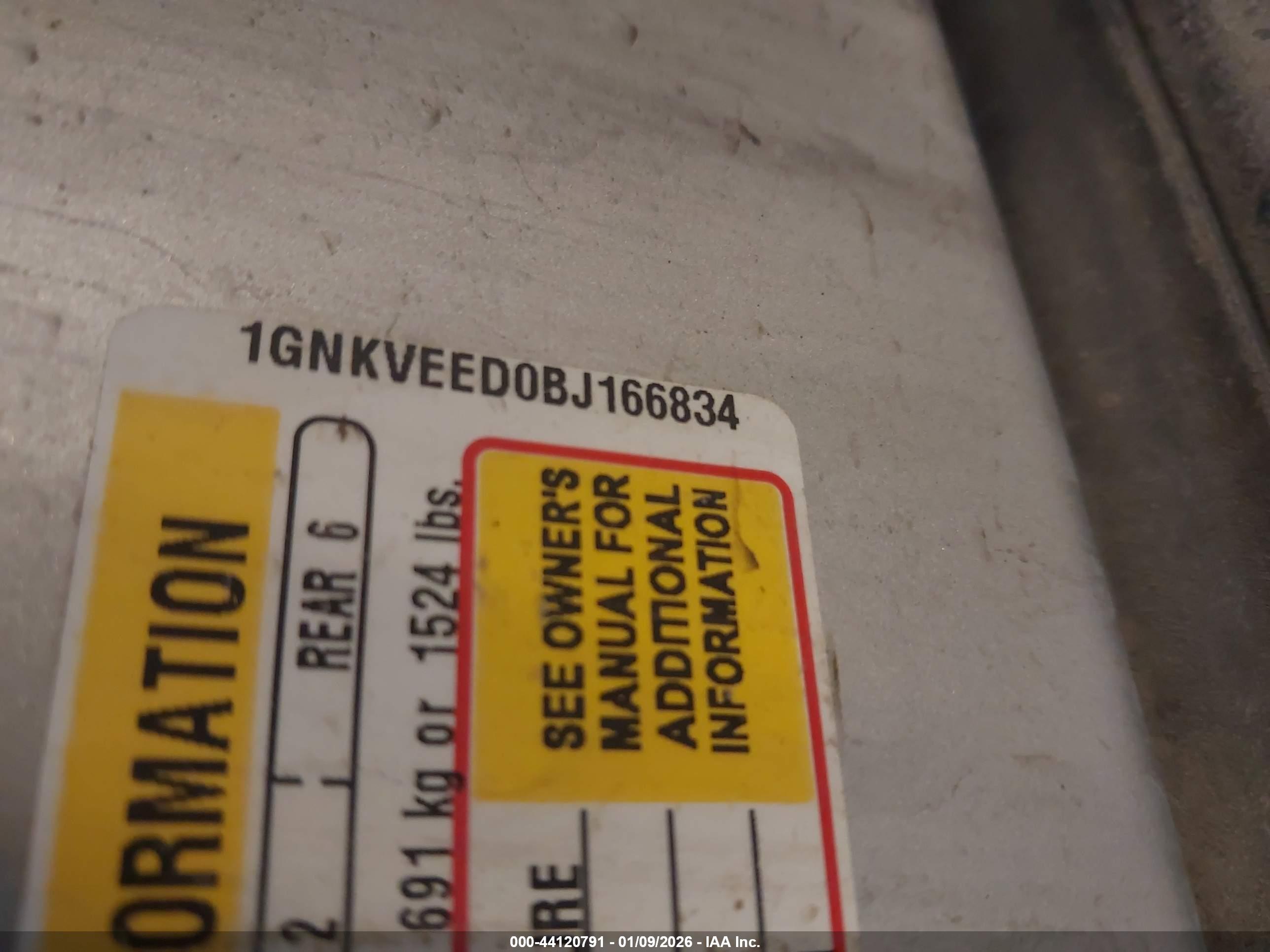 CHEVROLET TRAVERSE image 9