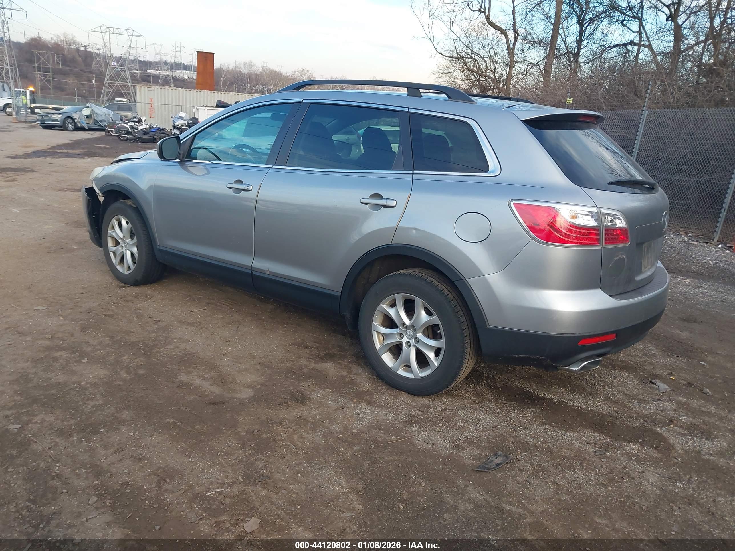 MAZDA CX-9 image 3