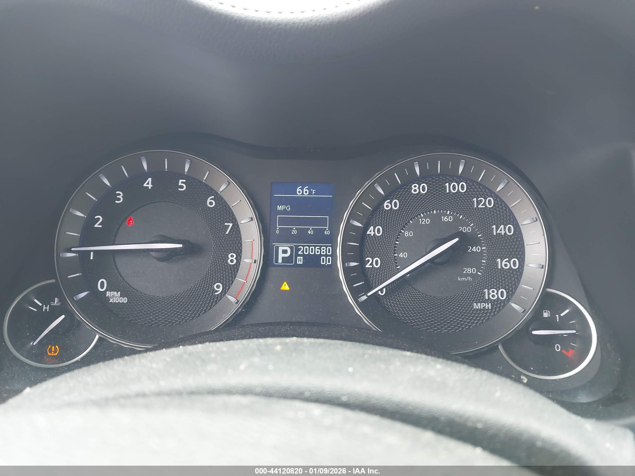 INFINITI M37 image 7